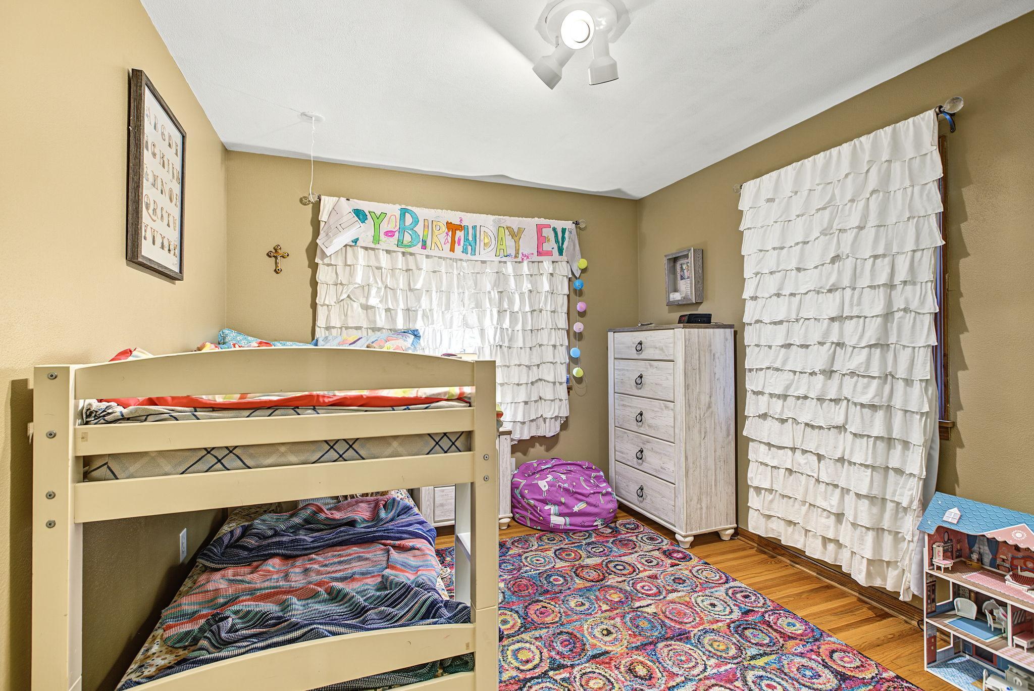 View of Residential at 410 Thompson Avenue, West Saint Paul MN 55118, West Saint Paul (17 of 50) - Mike Wilen | Minnesota Team Real Estate