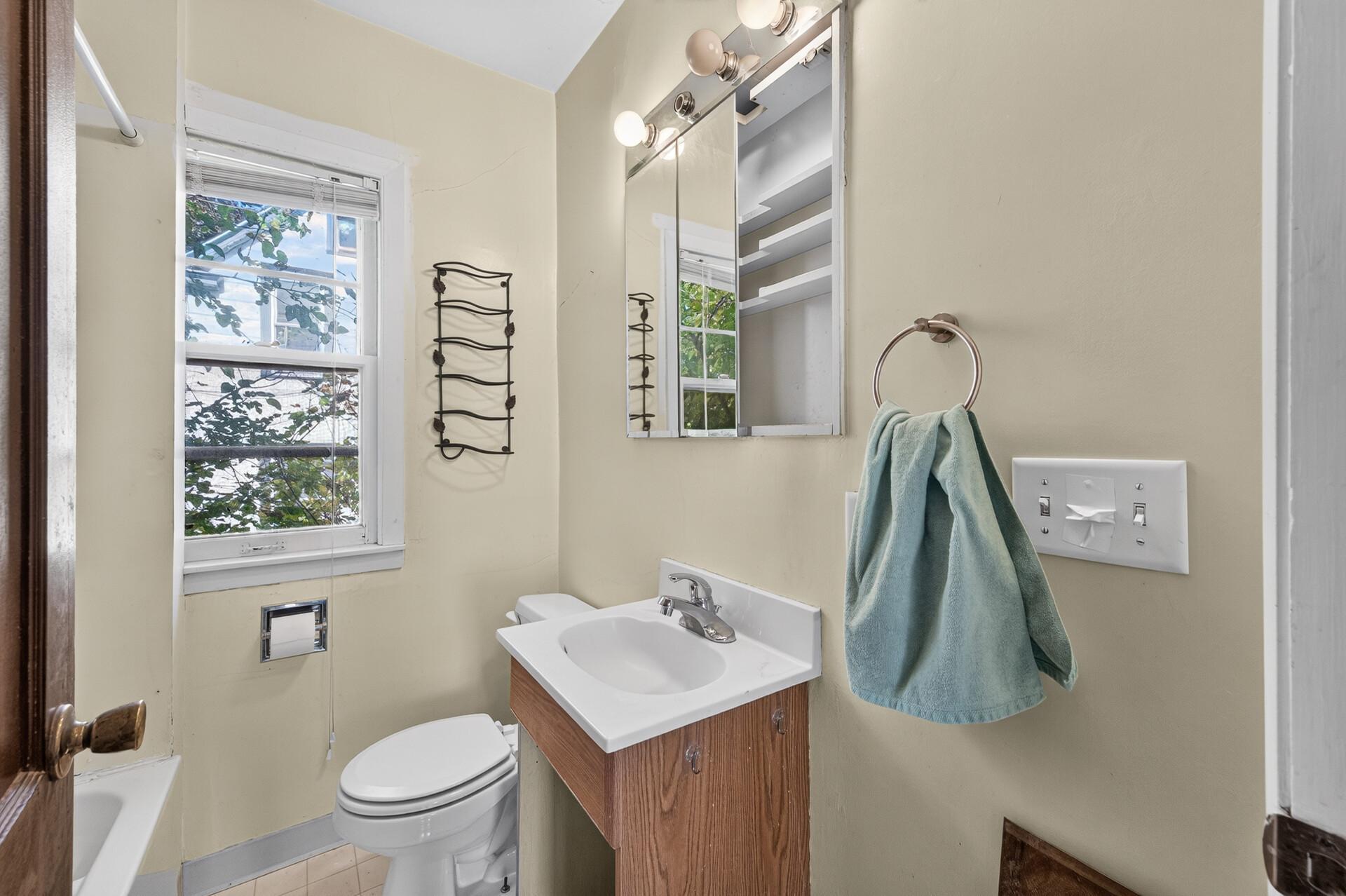 View of Residential at 1095 Humboldt Avenue, West Saint Paul MN 55118, West Saint Paul (17 of 27) - Mike Wilen | Minnesota Team Real Estate