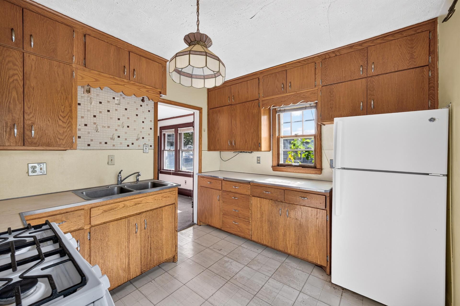 View of Residential at 1095 Humboldt Avenue, West Saint Paul MN 55118, West Saint Paul (12 of 27) - Mike Wilen | Minnesota Team Real Estate