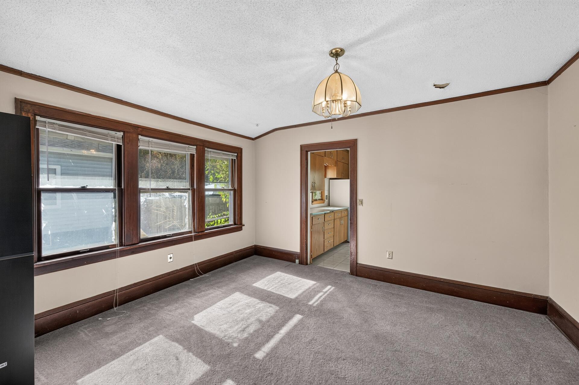 View of Residential at 1095 Humboldt Avenue, West Saint Paul MN 55118, West Saint Paul (9 of 27) - Mike Wilen | Minnesota Team Real Estate