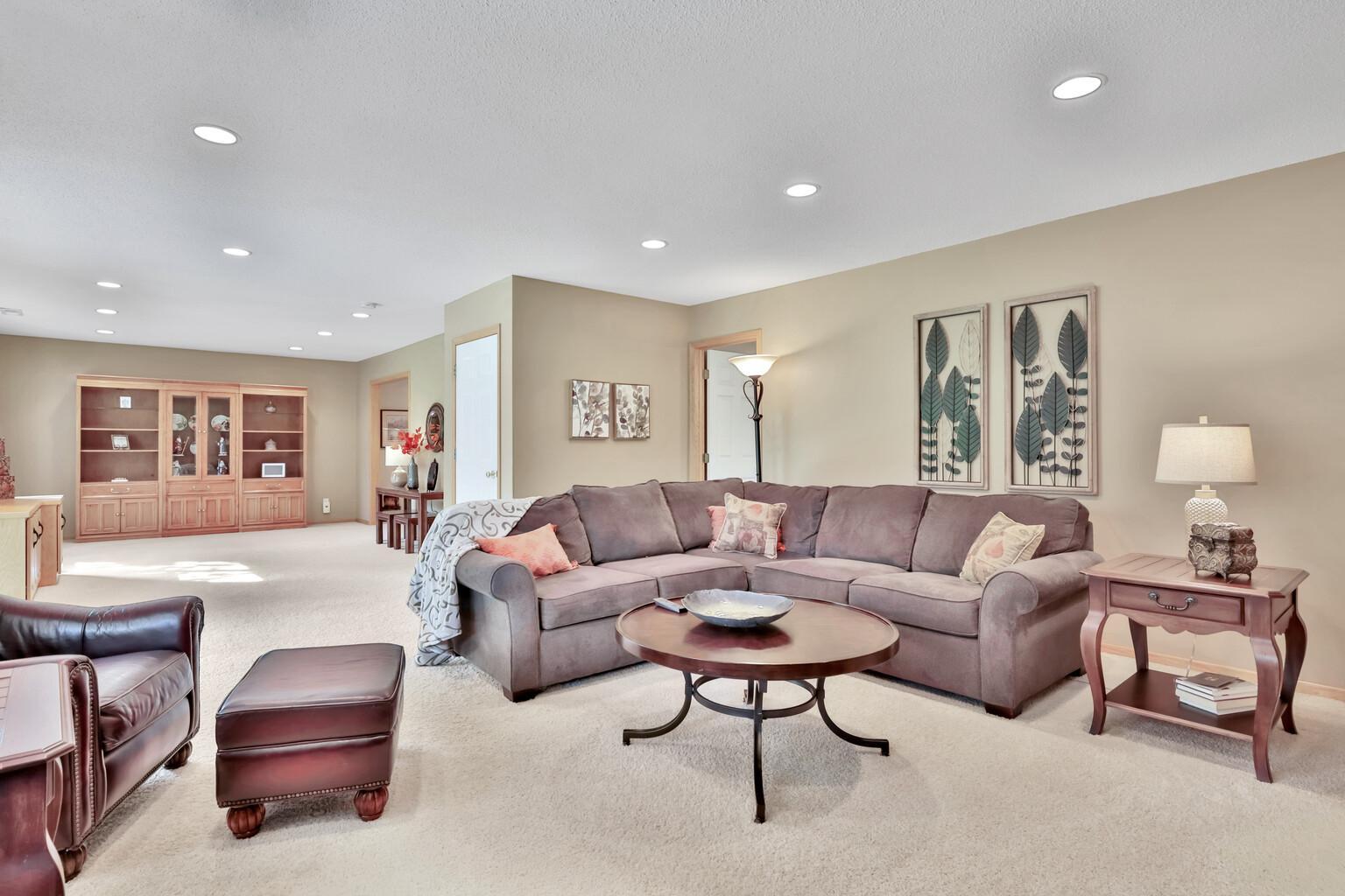 View of Residential at 10279 Lancaster Bay, Woodbury MN 55129, Woodbury (49 of 79) - Mike Wilen | Minnesota Team Real Estate