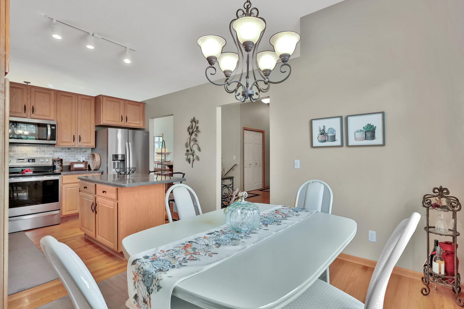 View of Residential at 10279 Lancaster Bay, Woodbury MN 55129, Woodbury (20 of 79) - Mike Wilen | Minnesota Team Real Estate