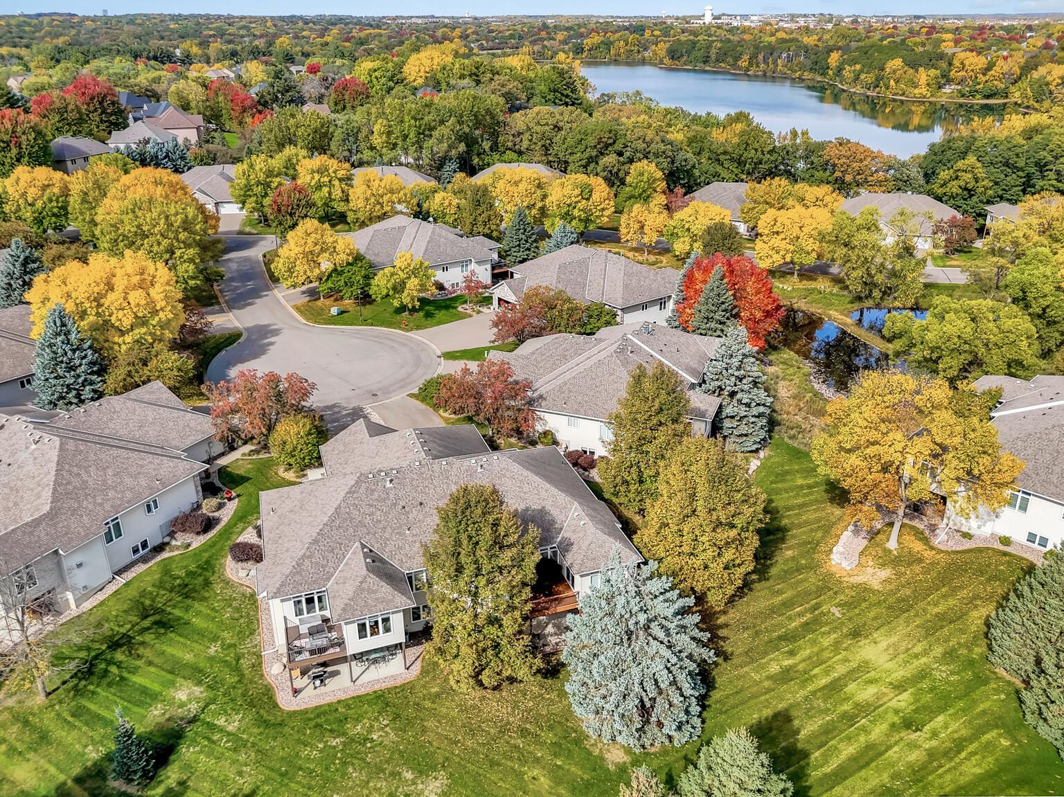 View of Residential at 10279 Lancaster Bay, Woodbury MN 55129, Woodbury (23 of 79) - Mike Wilen | Minnesota Team Real Estate