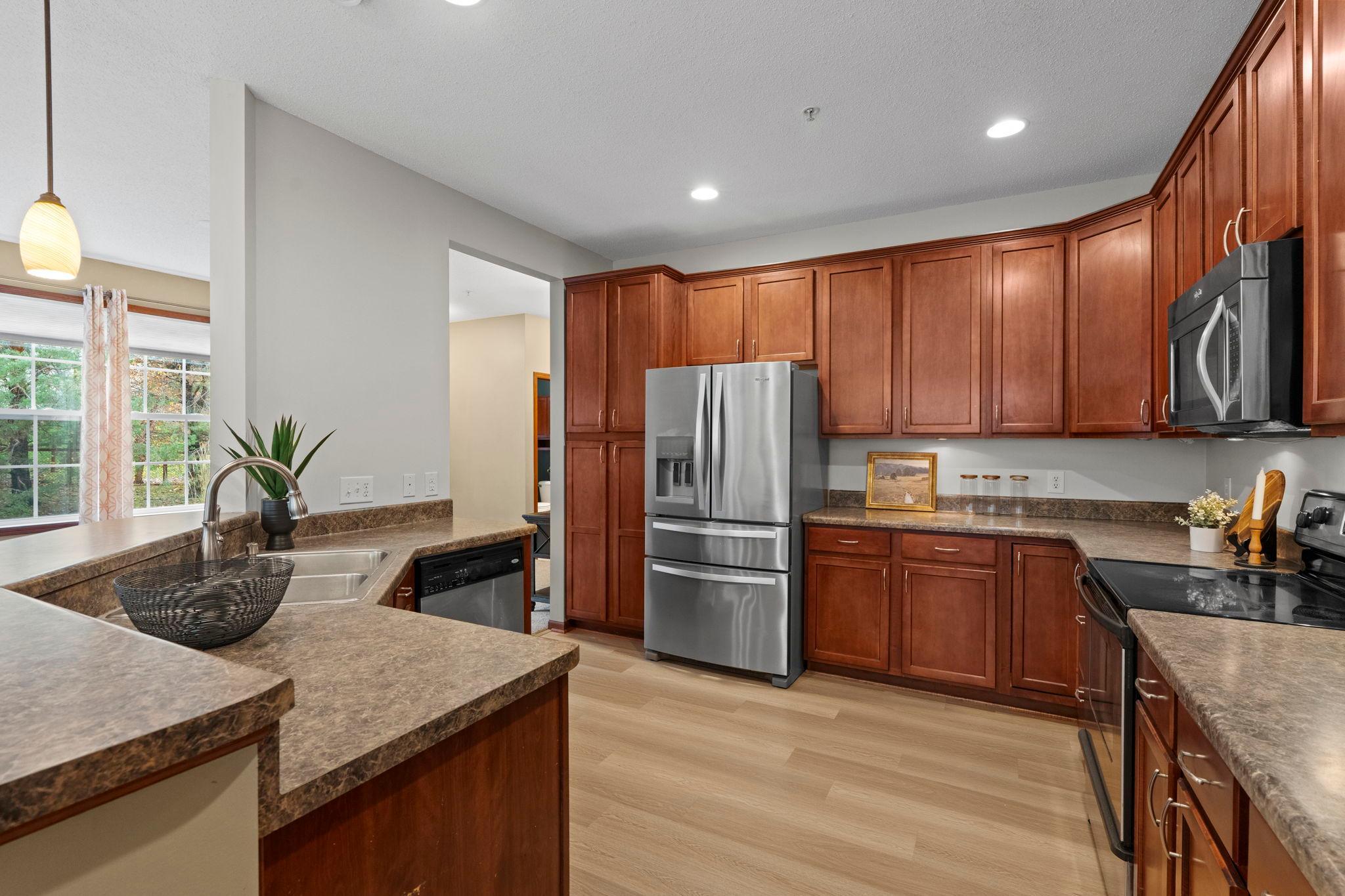 View of Residential at 6717 Narcissus Lane, Maple Grove MN 55311, Maple Grove (14 of 41) - Mike Wilen | Minnesota Team Real Estate