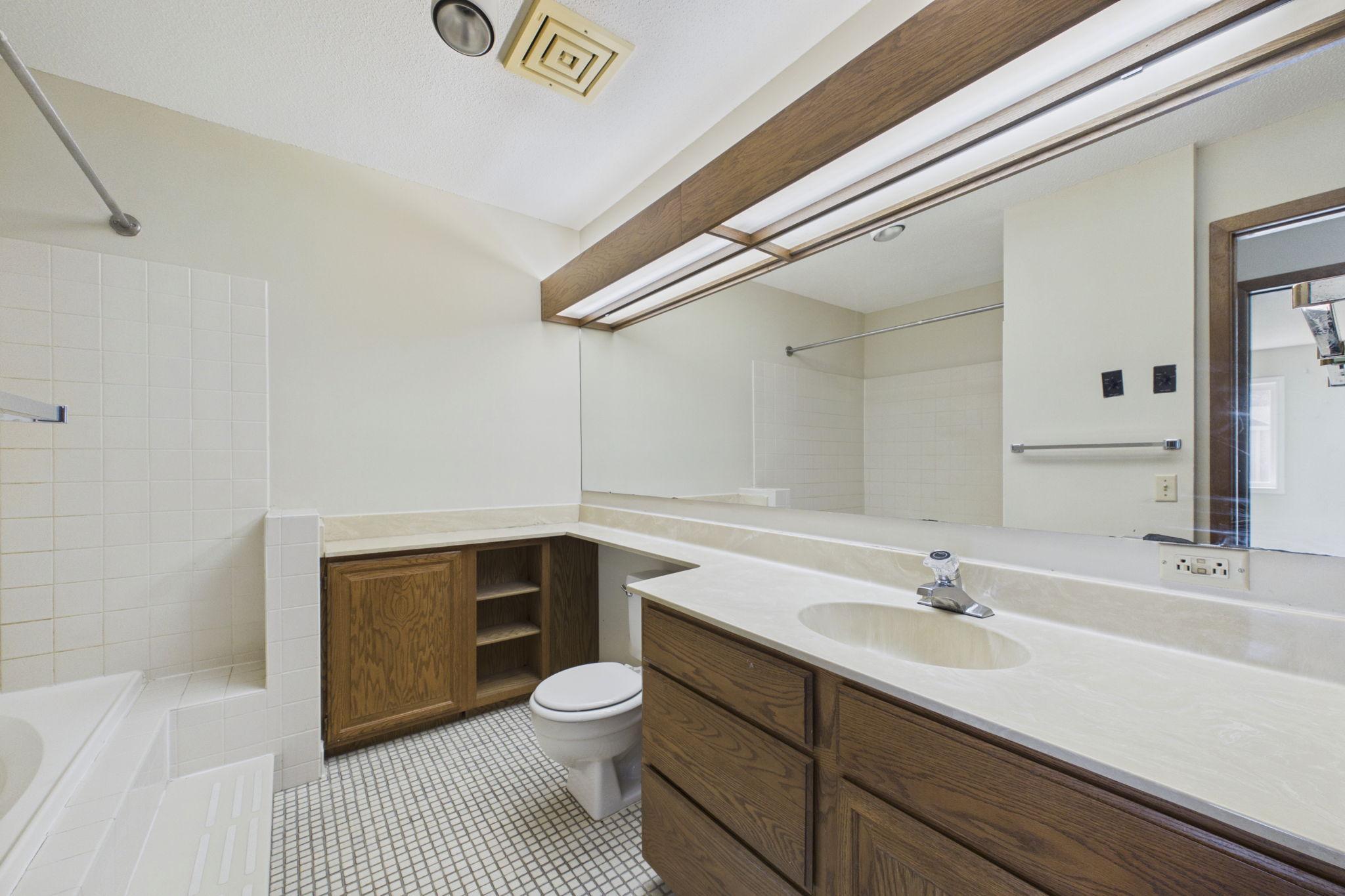 View of Residential at 1392 Carling Drive #208, Saint Paul MN 55108, Saint Paul (16 of 26) - Mike Wilen | Minnesota Team Real Estate