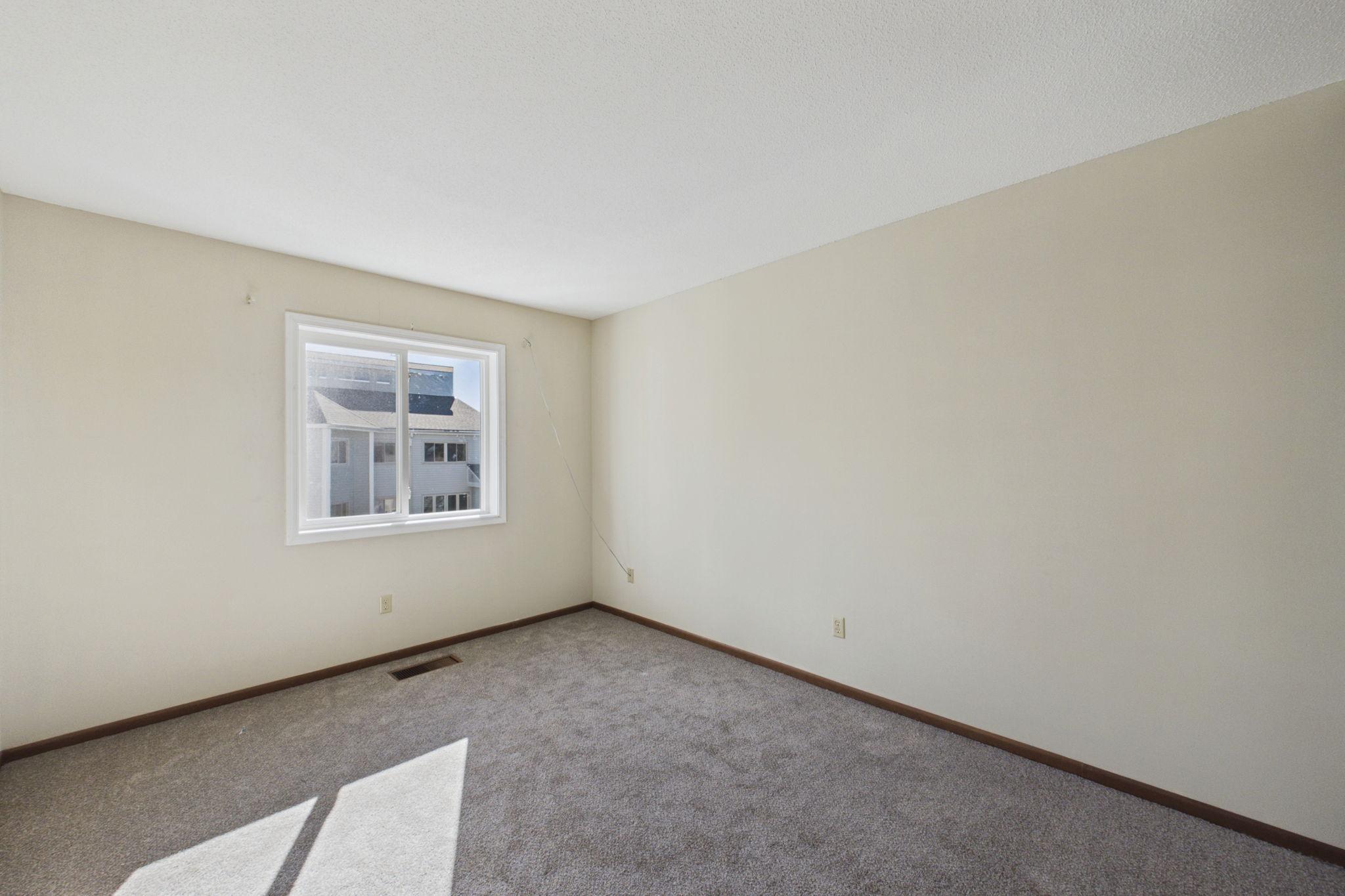 View of Residential at 1392 Carling Drive #208, Saint Paul MN 55108, Saint Paul (14 of 26) - Mike Wilen | Minnesota Team Real Estate