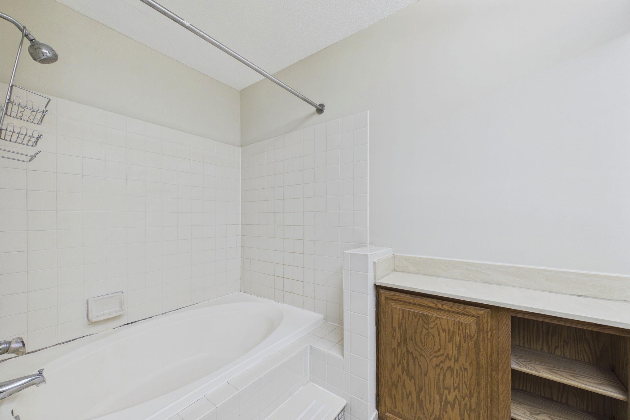 View of Residential at 1392 Carling Drive #208, Saint Paul MN 55108, Saint Paul (17 of 26) - Mike Wilen | Minnesota Team Real Estate