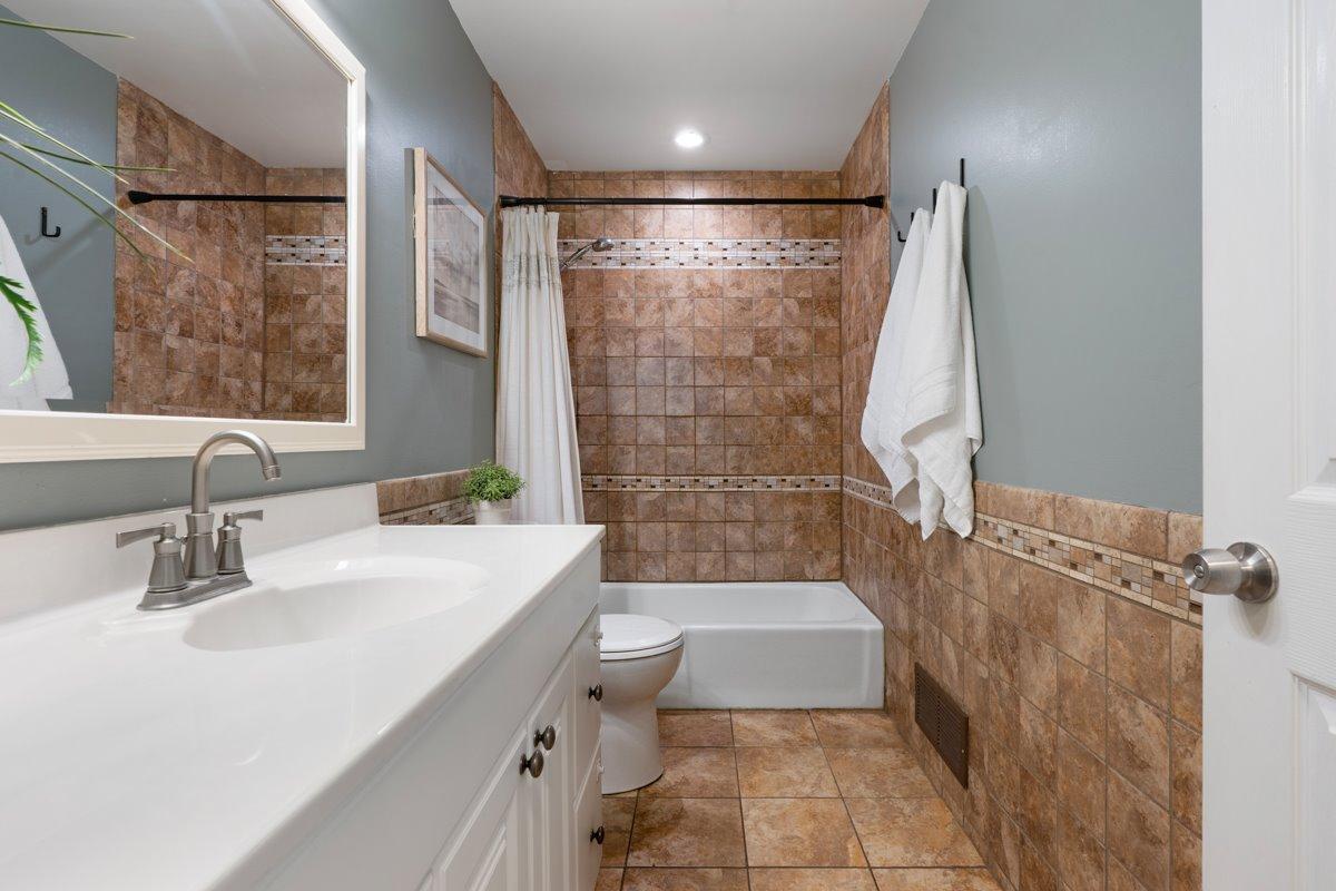 View of Residential at 10144 Boundary Creek Terrace, Maple Grove MN 55369, Maple Grove (23 of 59) - Mike Wilen | Minnesota Team Real Estate