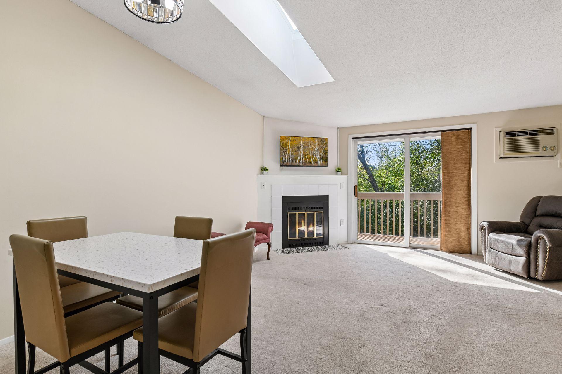 View of Residential at 17587 Pond Circle, Eden Prairie MN 55346, Eden Prairie (2 of 30) - Mike Wilen | Minnesota Team Real Estate