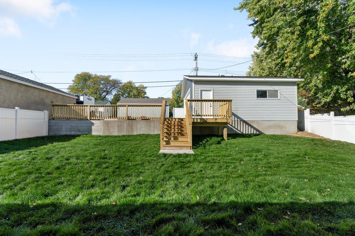 View of Residential at 1224 6th Avenue, South Saint Paul MN 55075, South Saint Paul (46 of 47) - Mike Wilen | Minnesota Team Real Estate