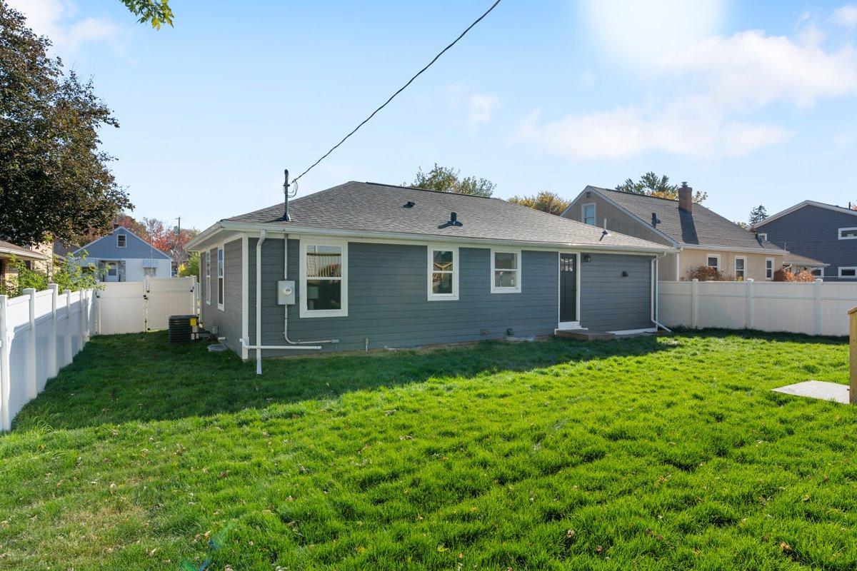 View of Residential at 1224 6th Avenue, South Saint Paul MN 55075, South Saint Paul (41 of 47) - Mike Wilen | Minnesota Team Real Estate