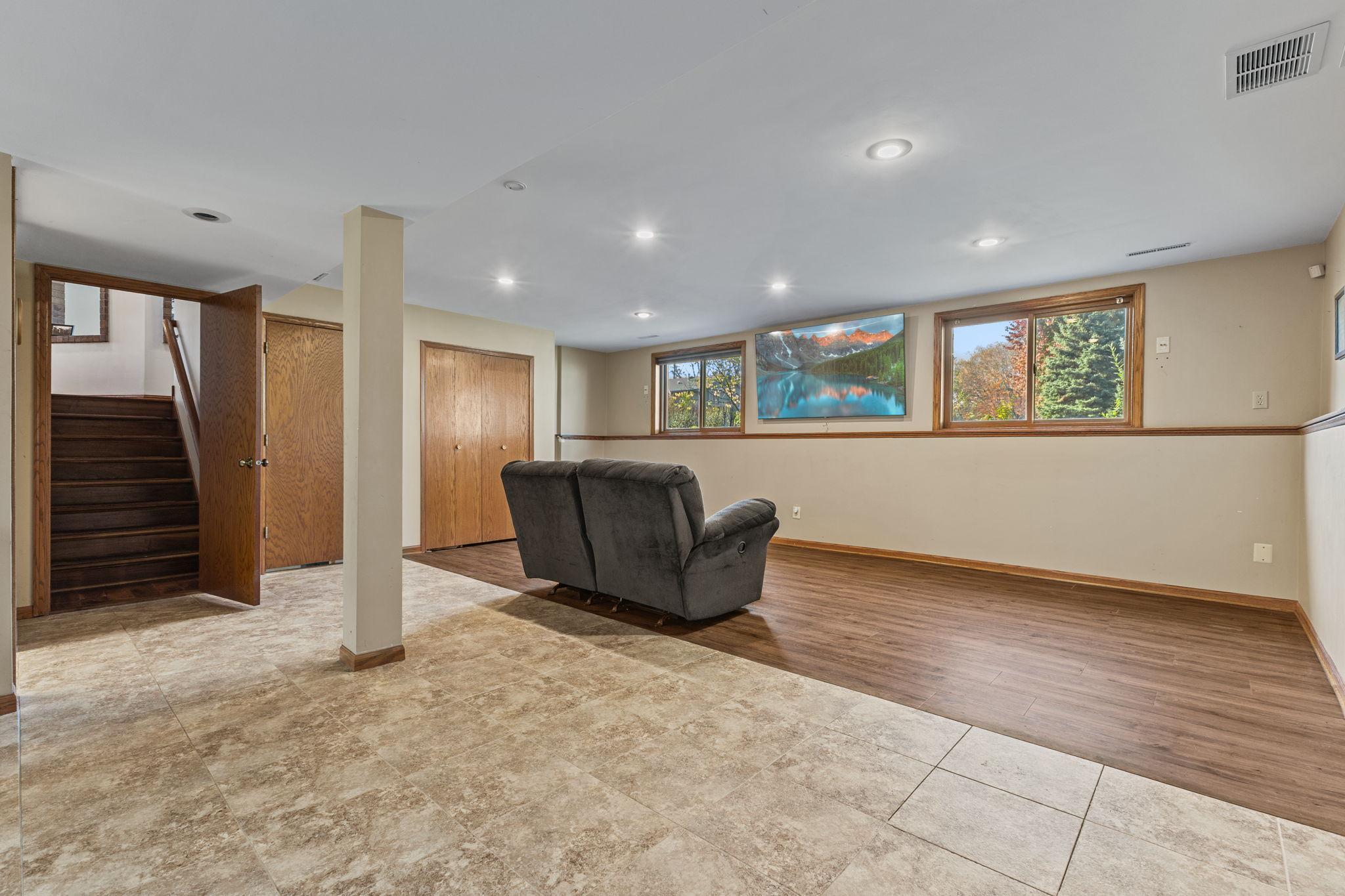 View of Residential at 14884 Tealwood Court, Eden Prairie MN 55347, Eden Prairie (32 of 63) - Mike Wilen | Minnesota Team Real Estate