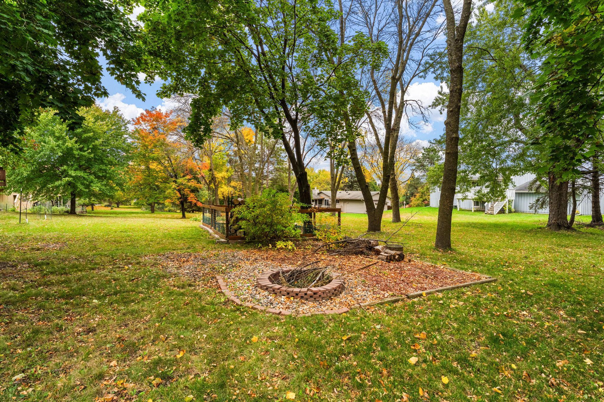 View of Residential at 11005 Hyland Terrace, Eden Prairie MN 55344, Eden Prairie (9 of 48) - Mike Wilen | Minnesota Team Real Estate