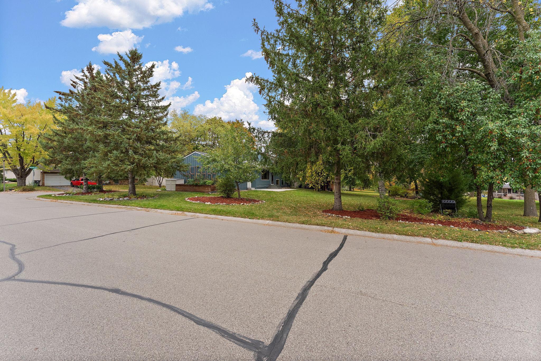 View of Residential at 11005 Hyland Terrace, Eden Prairie MN 55344, Eden Prairie (6 of 48) - Mike Wilen | Minnesota Team Real Estate