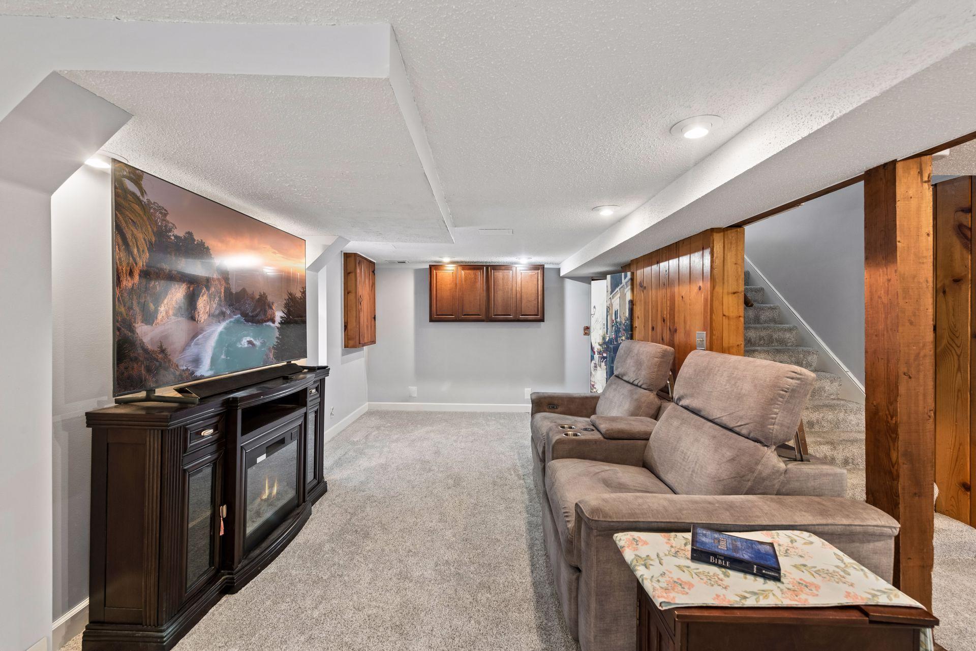 View of Residential at 7328 Girard Avenue, Richfield MN 55423, Richfield (17 of 28) - Mike Wilen | Minnesota Team Real Estate