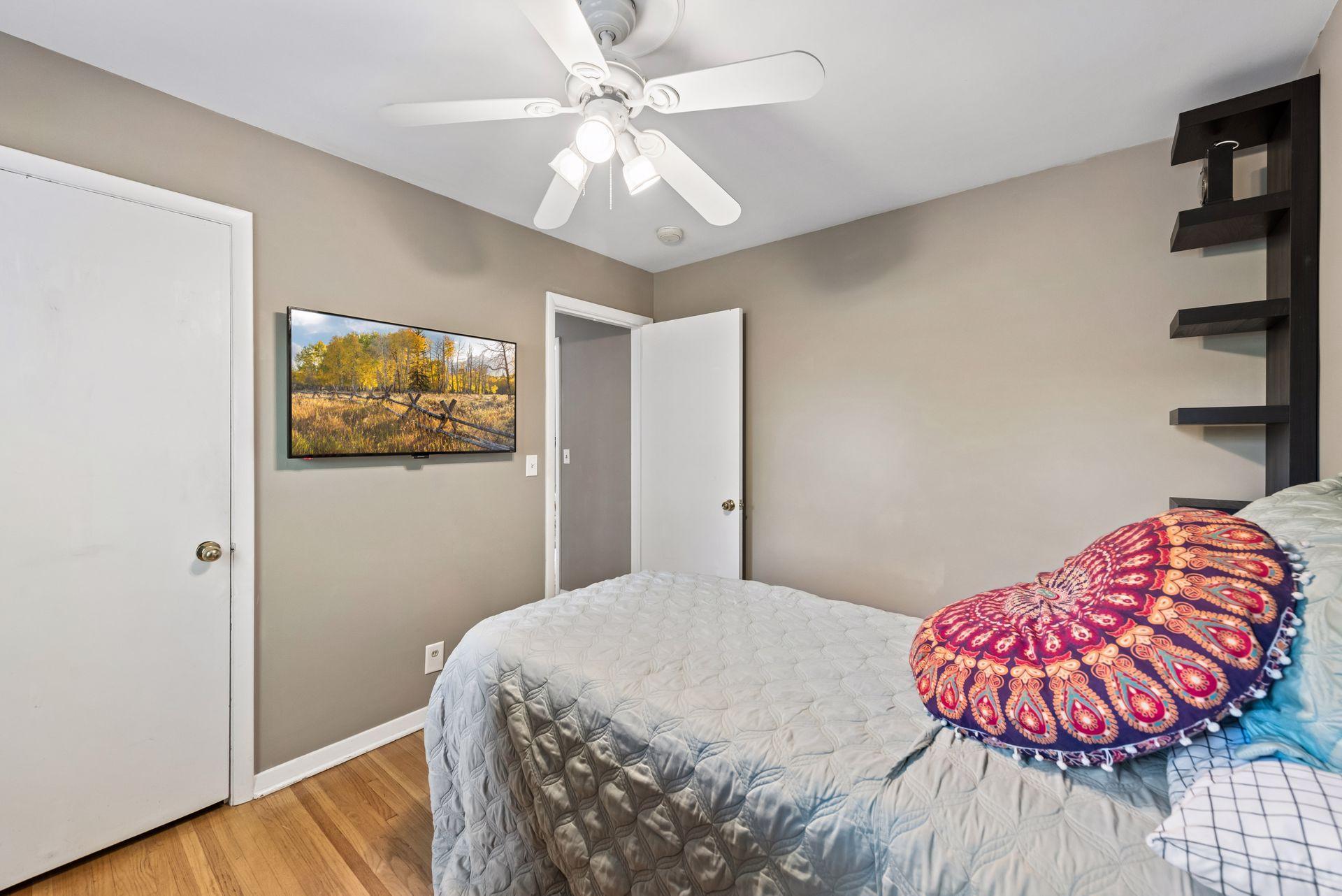 View of Residential at 7328 Girard Avenue, Richfield MN 55423, Richfield (10 of 28) - Mike Wilen | Minnesota Team Real Estate
