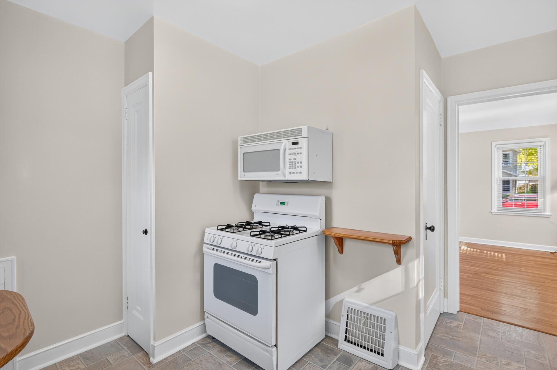 View of Residential at 3106 Hayes Street, Minneapolis MN 55418, Minneapolis (20 of 43) - Mike Wilen | Minnesota Team Real Estate