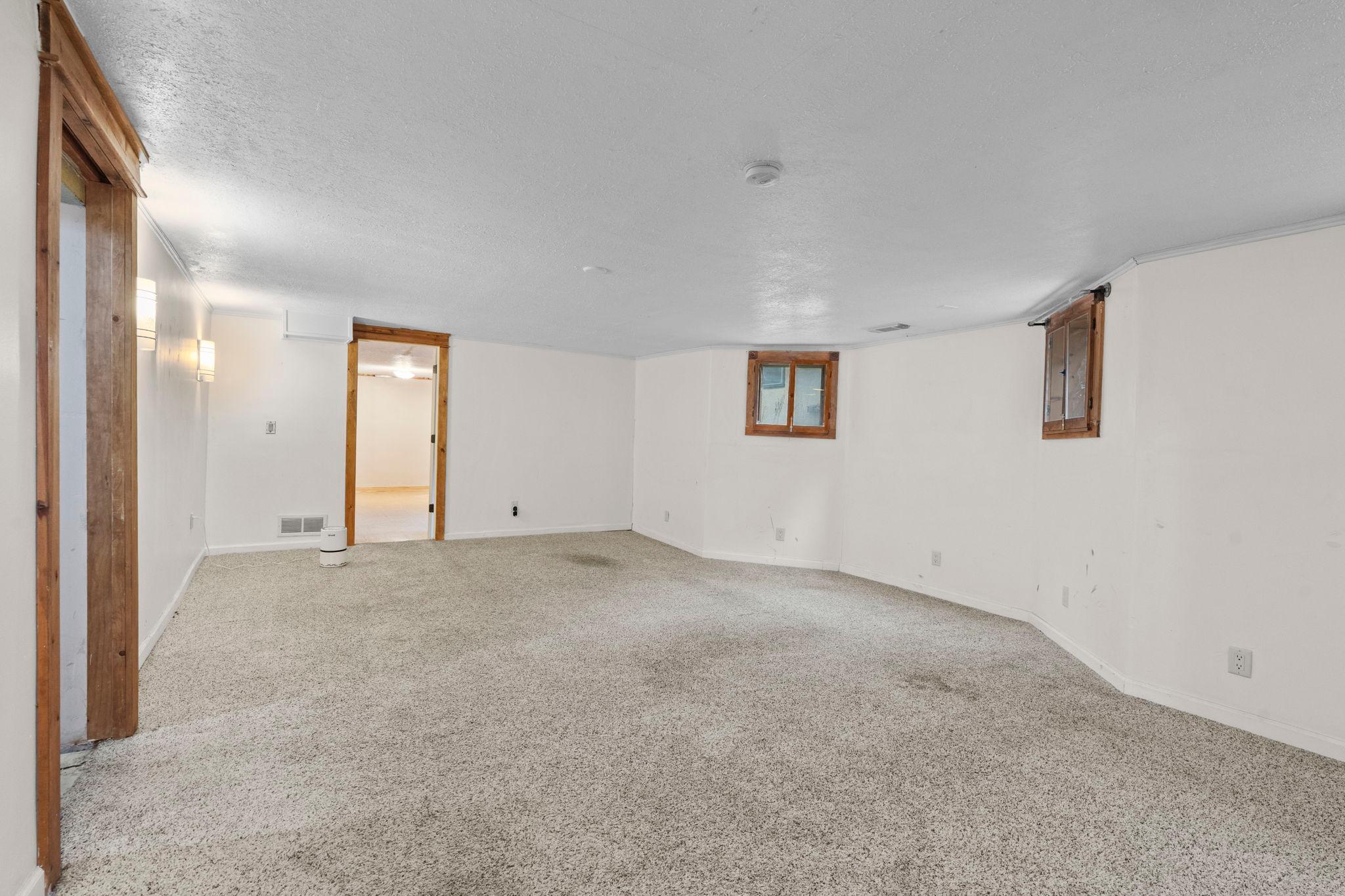 View of Residential Income at 700 Summit Avenue, Saint Paul MN 55105, Saint Paul (24 of 84) - Mike Wilen | Minnesota Team Real Estate