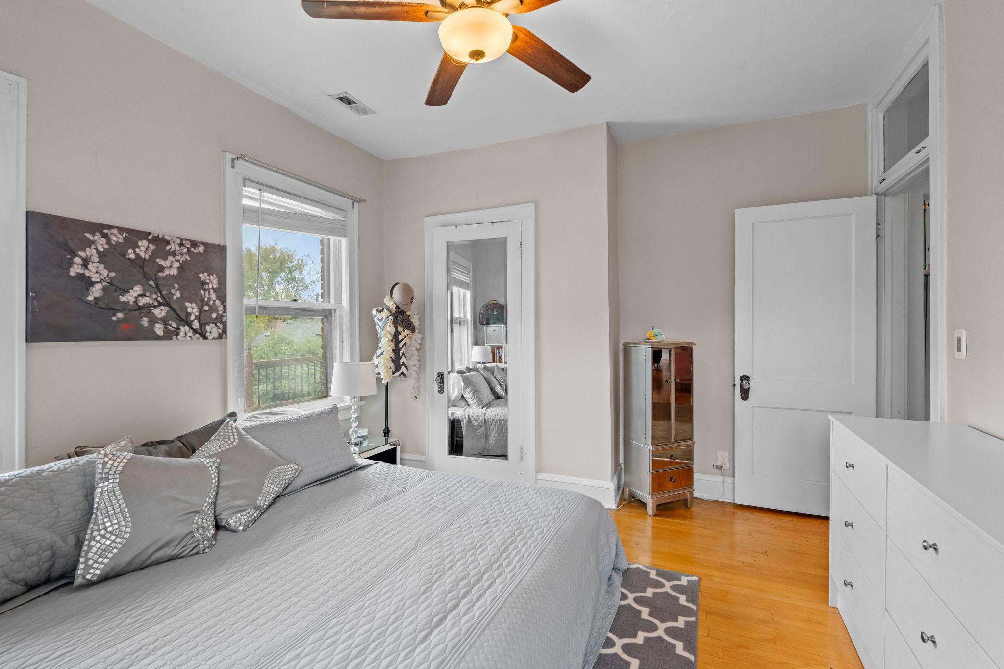 View of Residential Income at 700 Summit Avenue, Saint Paul MN 55105, Saint Paul (57 of 84) - Mike Wilen | Minnesota Team Real Estate