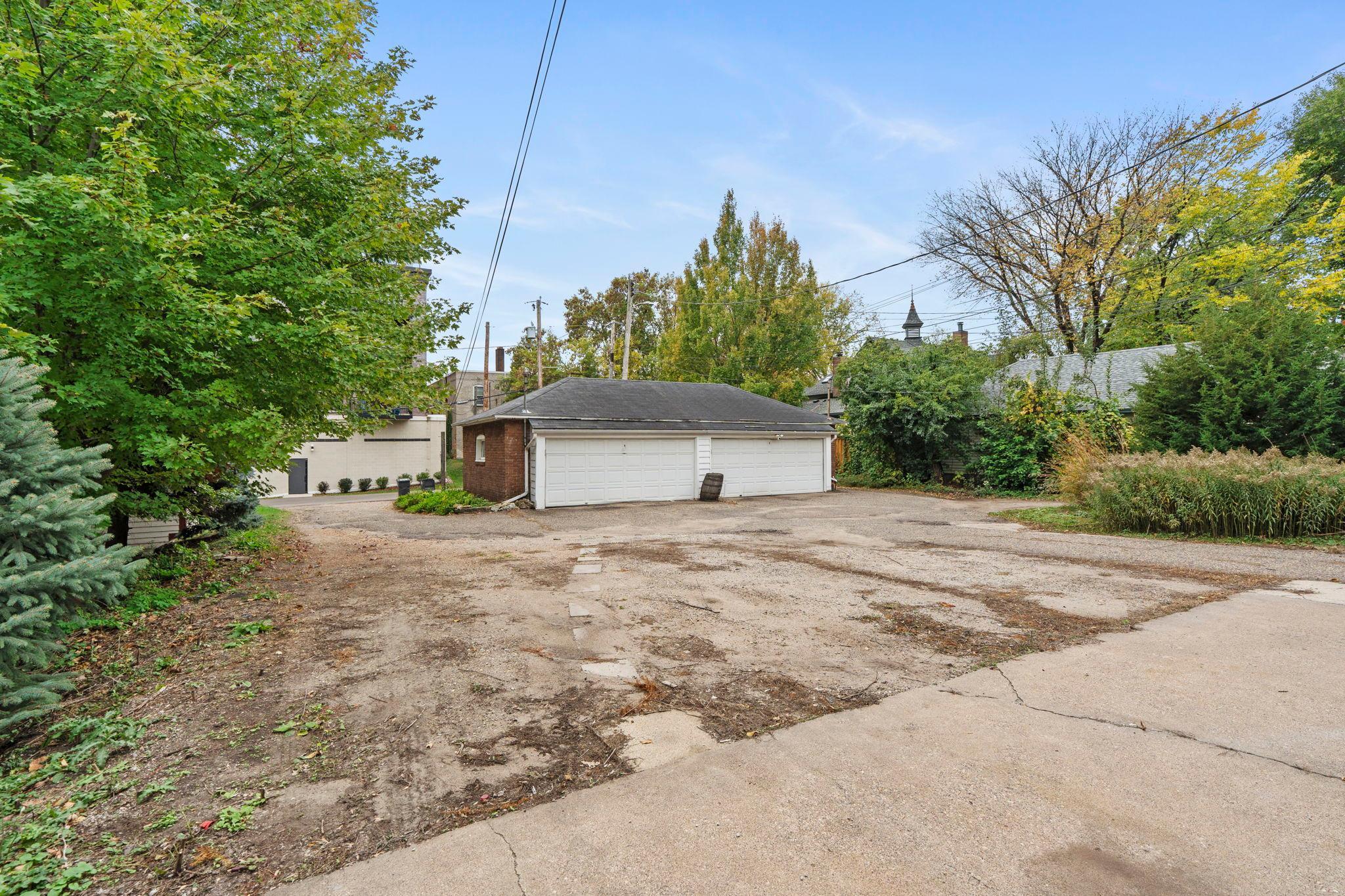 View of Residential Income at 700 Summit Avenue, Saint Paul MN 55105, Saint Paul (79 of 84) - Mike Wilen | Minnesota Team Real Estate