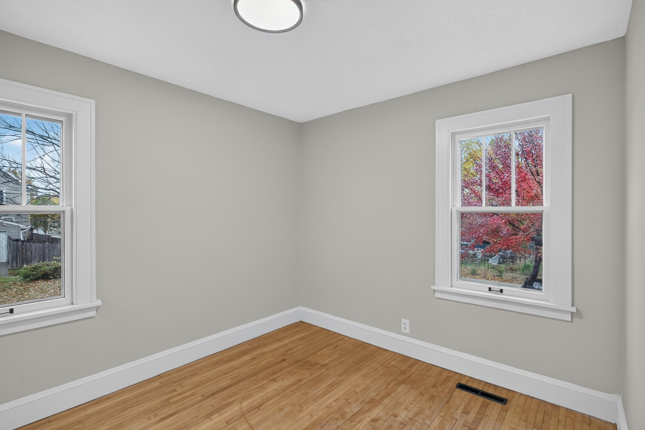 View of Residential at 2100 Sheridan Avenue, Minneapolis MN 55411, Minneapolis (16 of 35) - Mike Wilen | Minnesota Team Real Estate