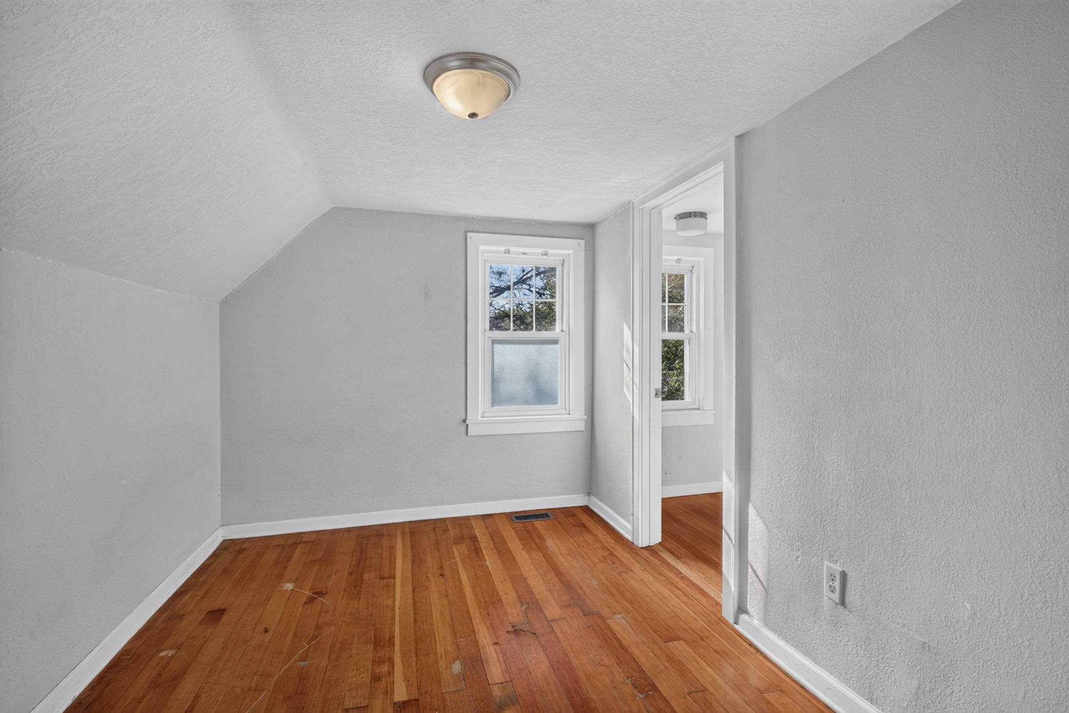 View of Residential at 893 Scheffer Avenue, Saint Paul MN 55102, Saint Paul (17 of 29) - Mike Wilen | Minnesota Team Real Estate