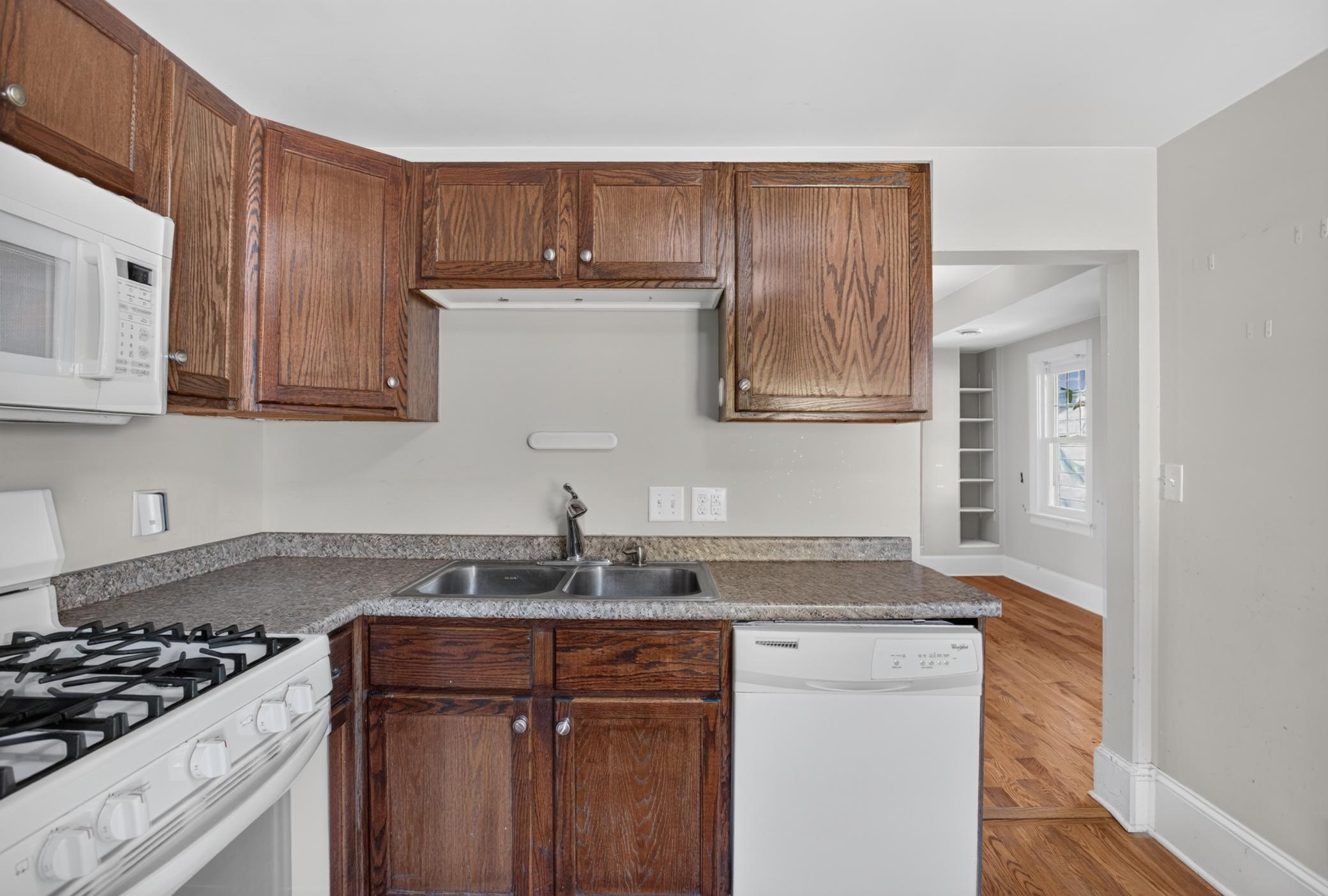 View of Residential at 893 Scheffer Avenue, Saint Paul MN 55102, Saint Paul (10 of 29) - Mike Wilen | Minnesota Team Real Estate