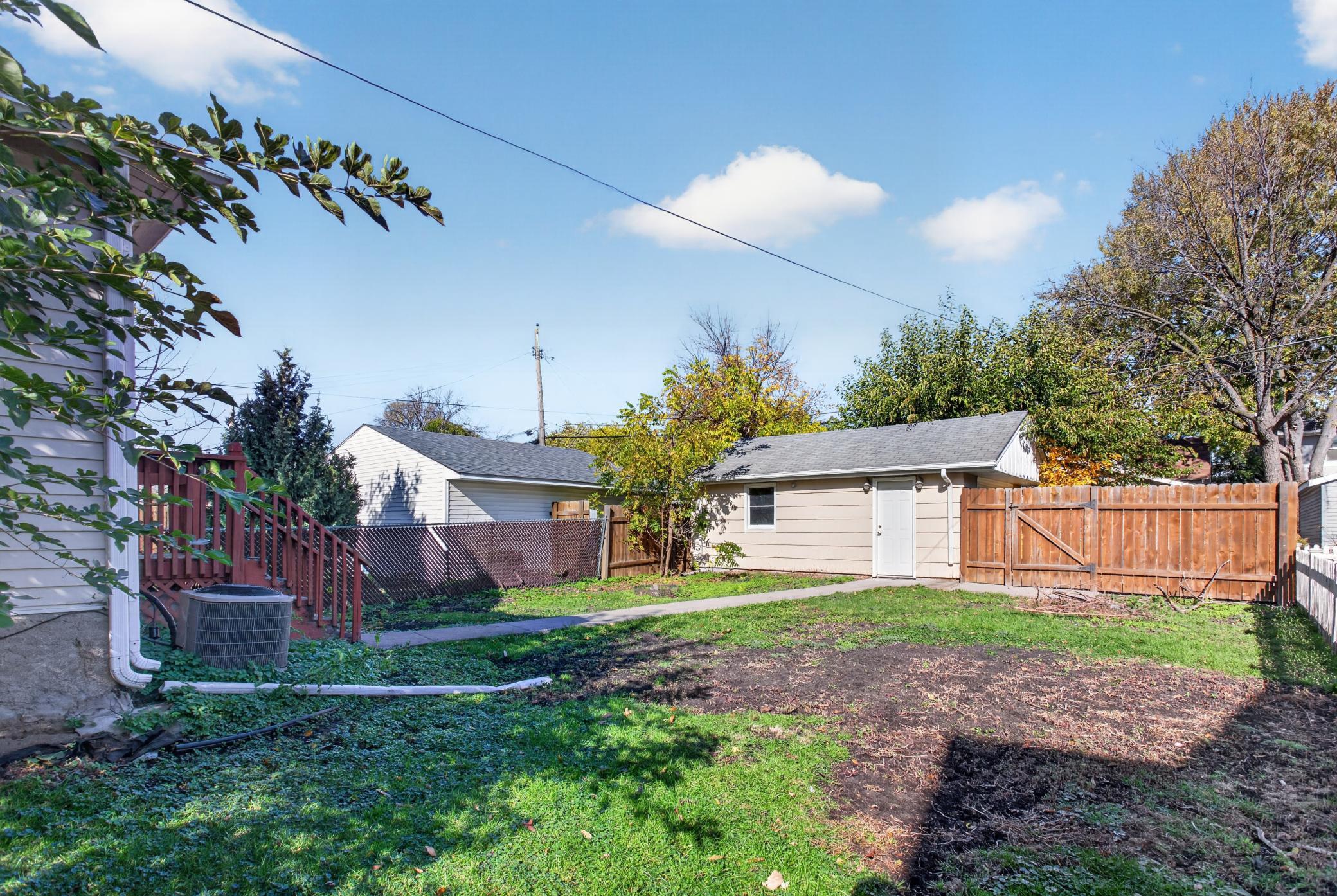 View of Residential at 893 Scheffer Avenue, Saint Paul MN 55102, Saint Paul (22 of 29) - Mike Wilen | Minnesota Team Real Estate