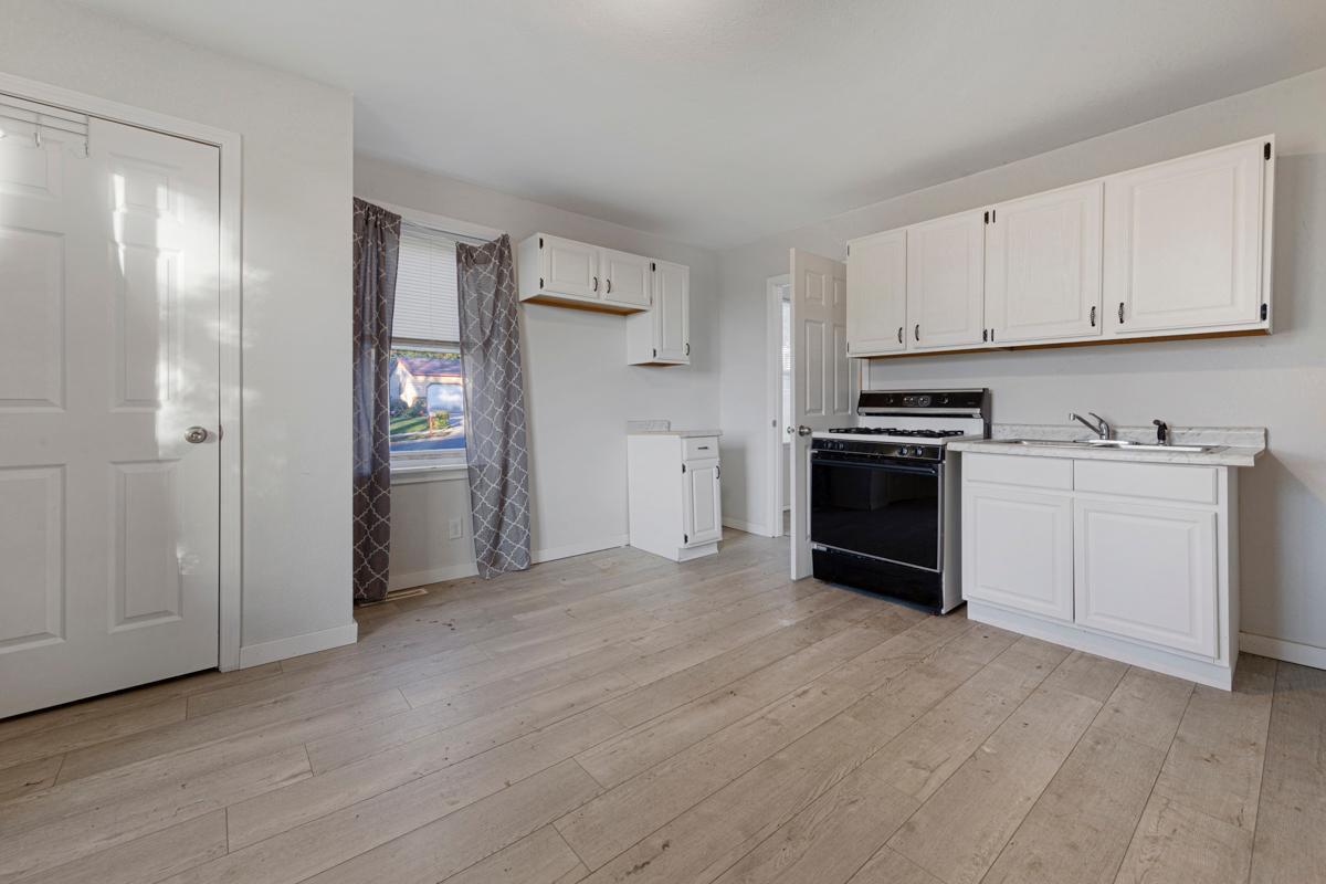View of Residential at 127 2nd Street, Le Sueur MN 56058, Le Sueur (15 of 23) - Mike Wilen | Minnesota Team Real Estate