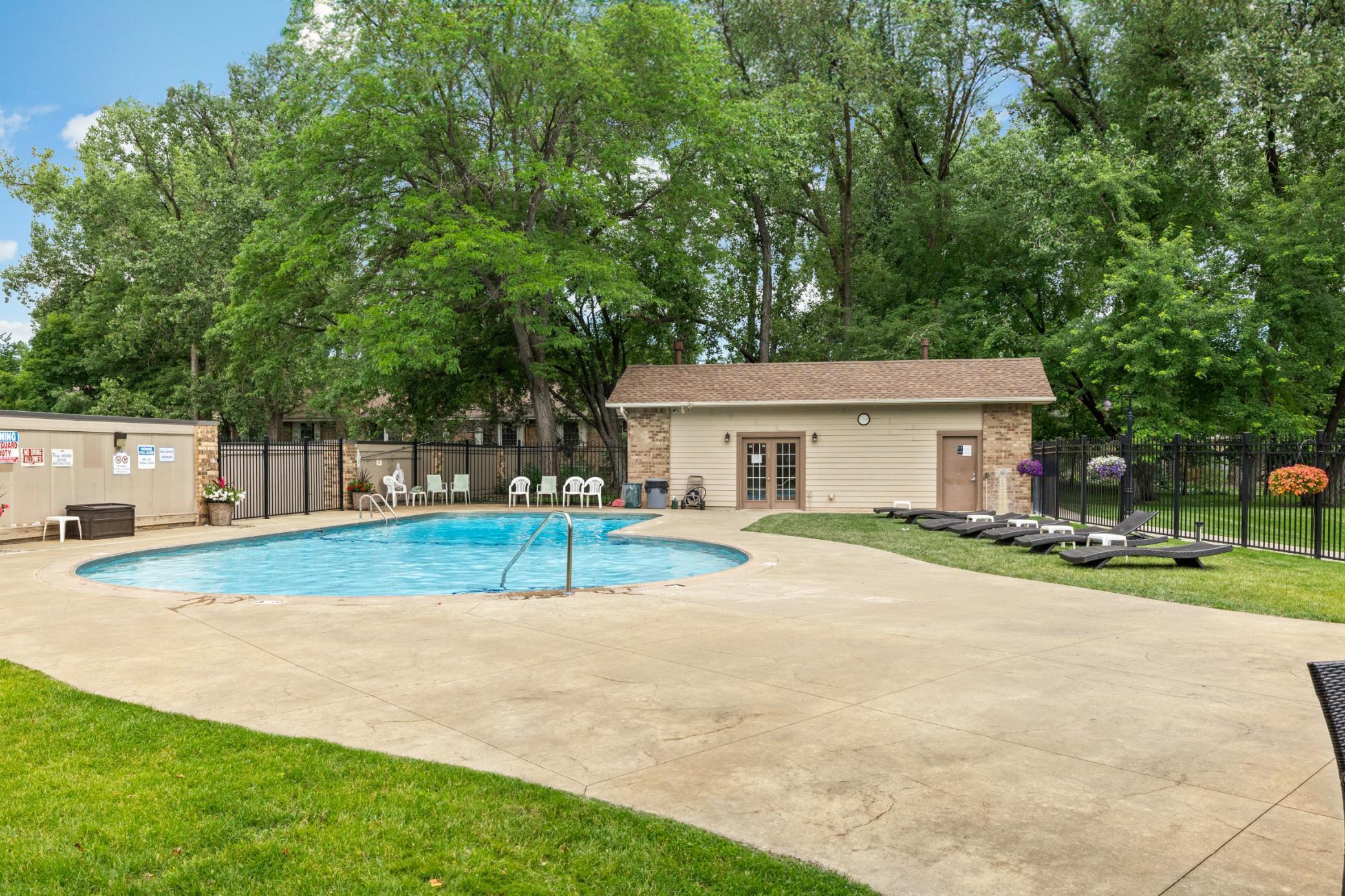 View of Residential at 4548 Cedar Lake Road #2, Saint Louis Park MN 55416, Saint Louis Park (16 of 18) - Mike Wilen | Minnesota Team Real Estate