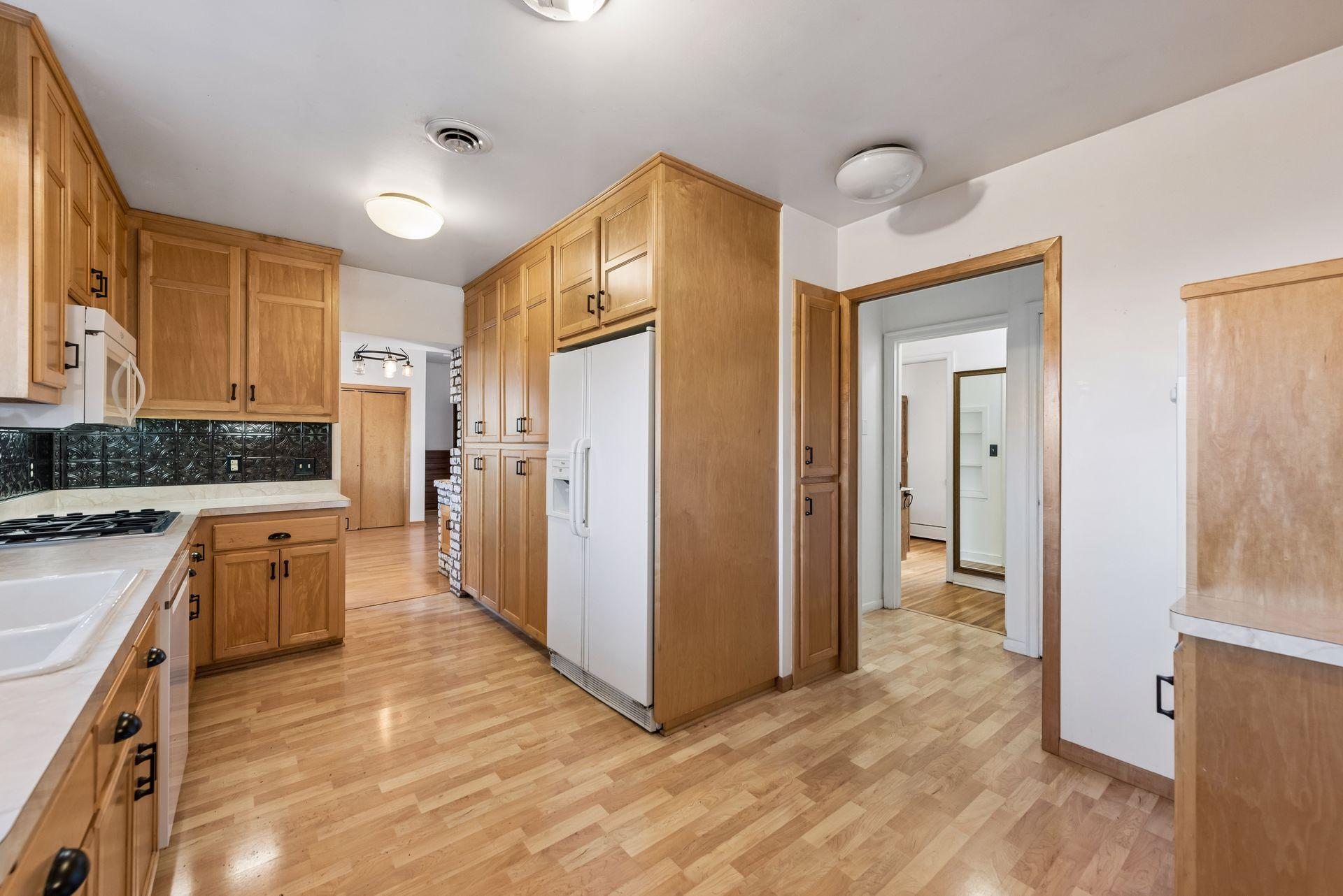View of Residential at 3971 Wooddale Avenue, Saint Louis Park MN 55416, Saint Louis Park (7 of 42) - Mike Wilen | Minnesota Team Real Estate