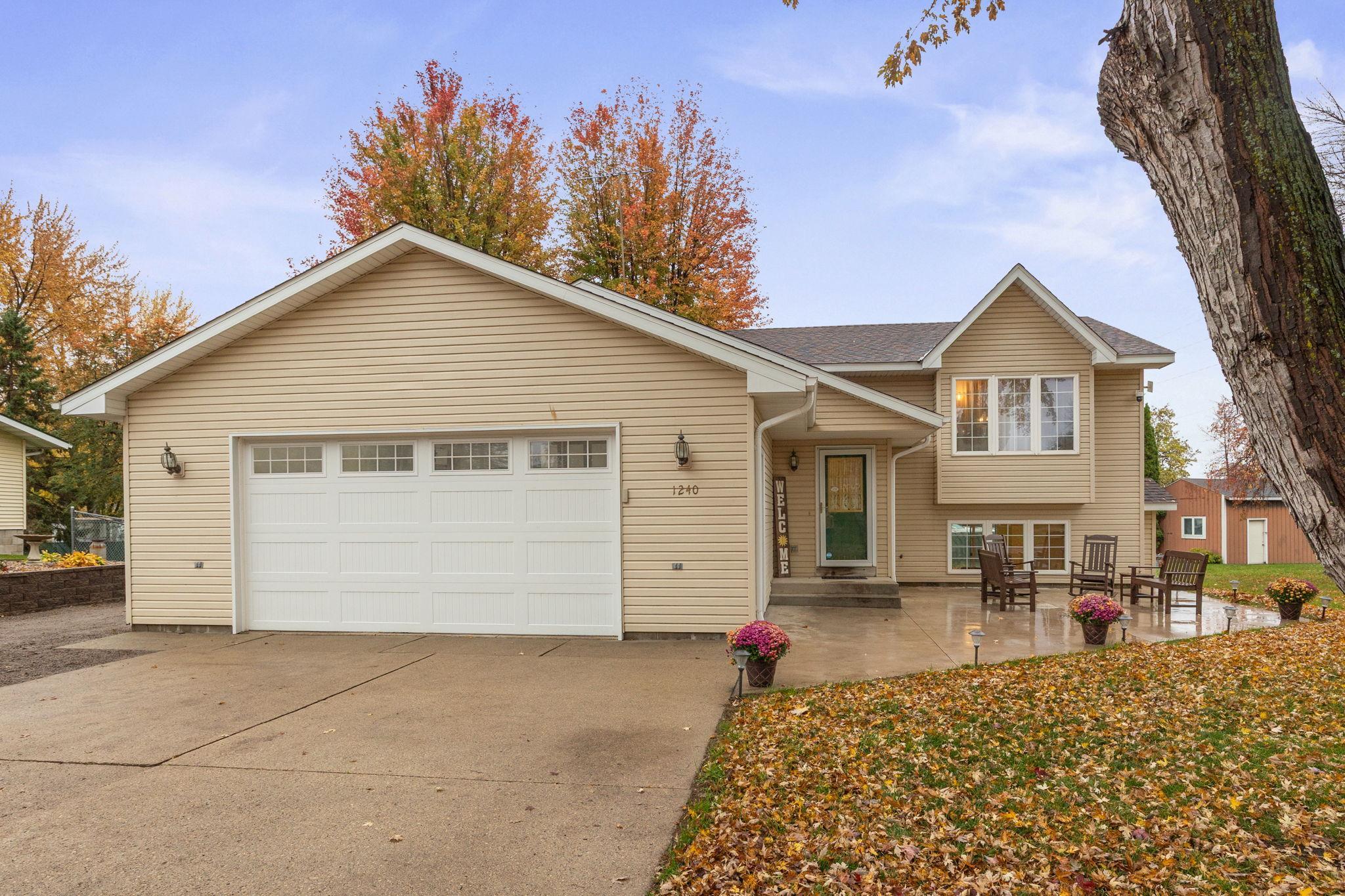 View of Single Family at 1240 8th Street, Howard Lake - Mike Wilen | Minnesota Team Real Estate