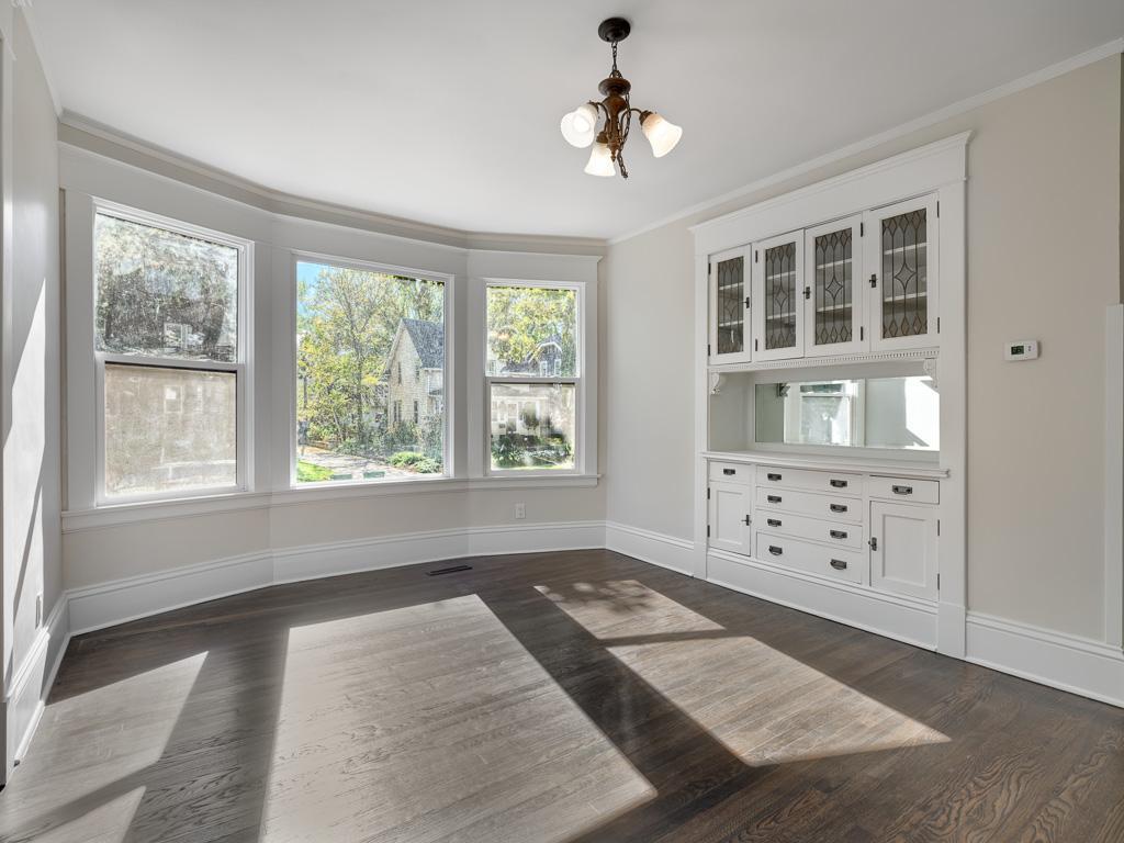 View of Residential Income at 203 Chatsworth Street, Saint Paul MN 55105, Saint Paul (6 of 46) - Mike Wilen | Minnesota Team Real Estate