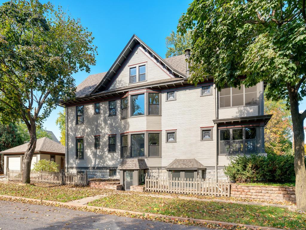 View of Residential Income at 203 Chatsworth Street, Saint Paul MN 55105, Saint Paul (45 of 46) - Mike Wilen | Minnesota Team Real Estate