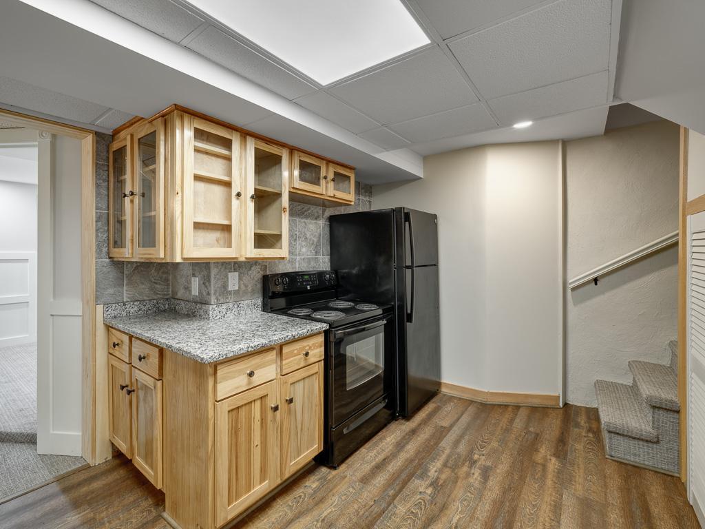 View of Residential Income at 203 Chatsworth Street, Saint Paul MN 55105, Saint Paul (37 of 46) - Mike Wilen | Minnesota Team Real Estate