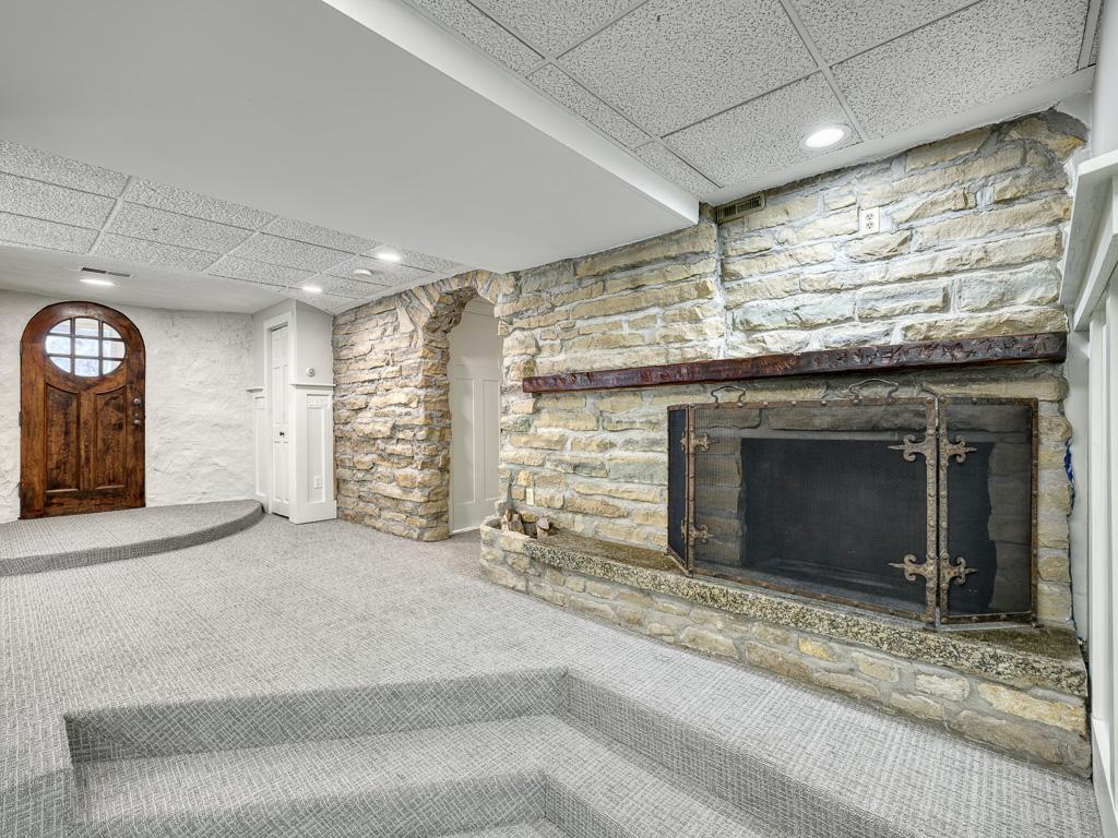 View of Residential Income at 203 Chatsworth Street, Saint Paul MN 55105, Saint Paul (35 of 46) - Mike Wilen | Minnesota Team Real Estate