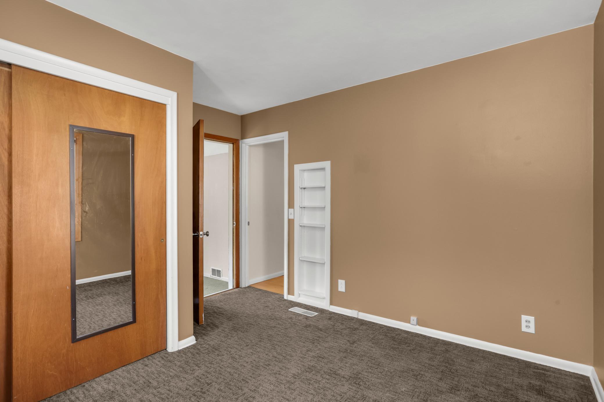 View of Residential at 6813 Vincent Avenue, Richfield MN 55423, Richfield (15 of 30) - Mike Wilen | Minnesota Team Real Estate