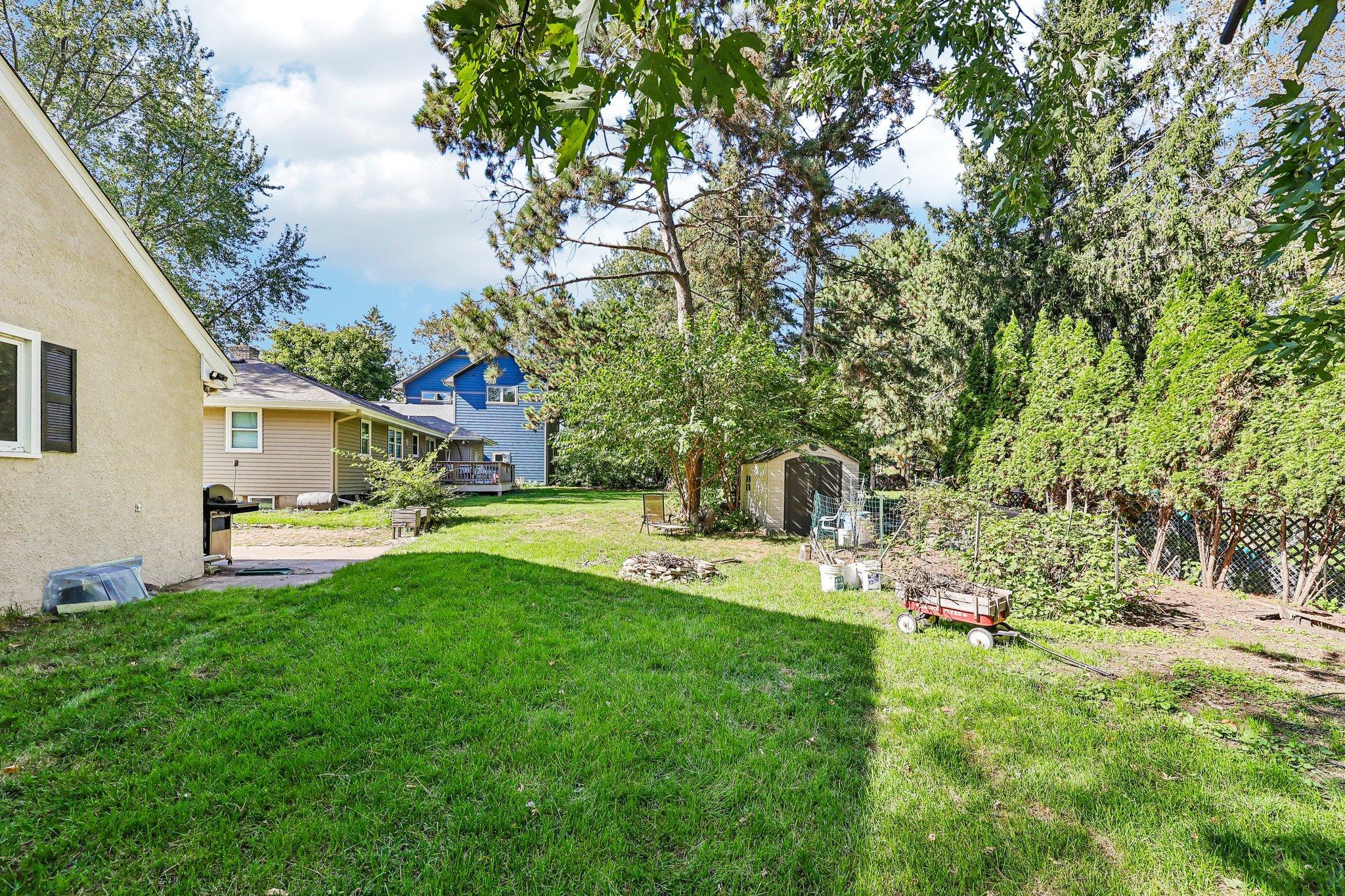 View of Residential Income at 2347 Western Avenue, Roseville MN 55113, Roseville (22 of 28) - Mike Wilen | Minnesota Team Real Estate