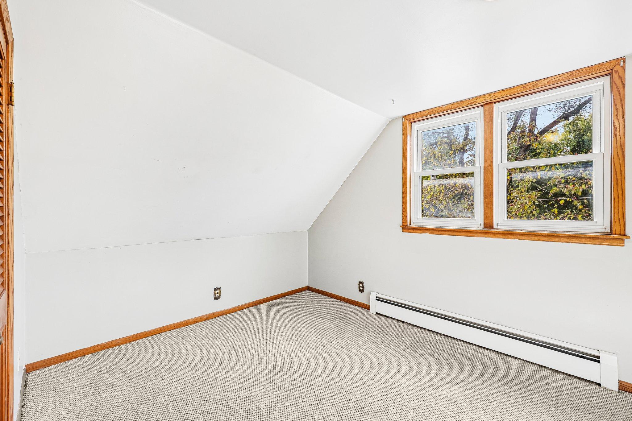 View of Residential Income at 2347 Western Avenue, Roseville MN 55113, Roseville (17 of 28) - Mike Wilen | Minnesota Team Real Estate