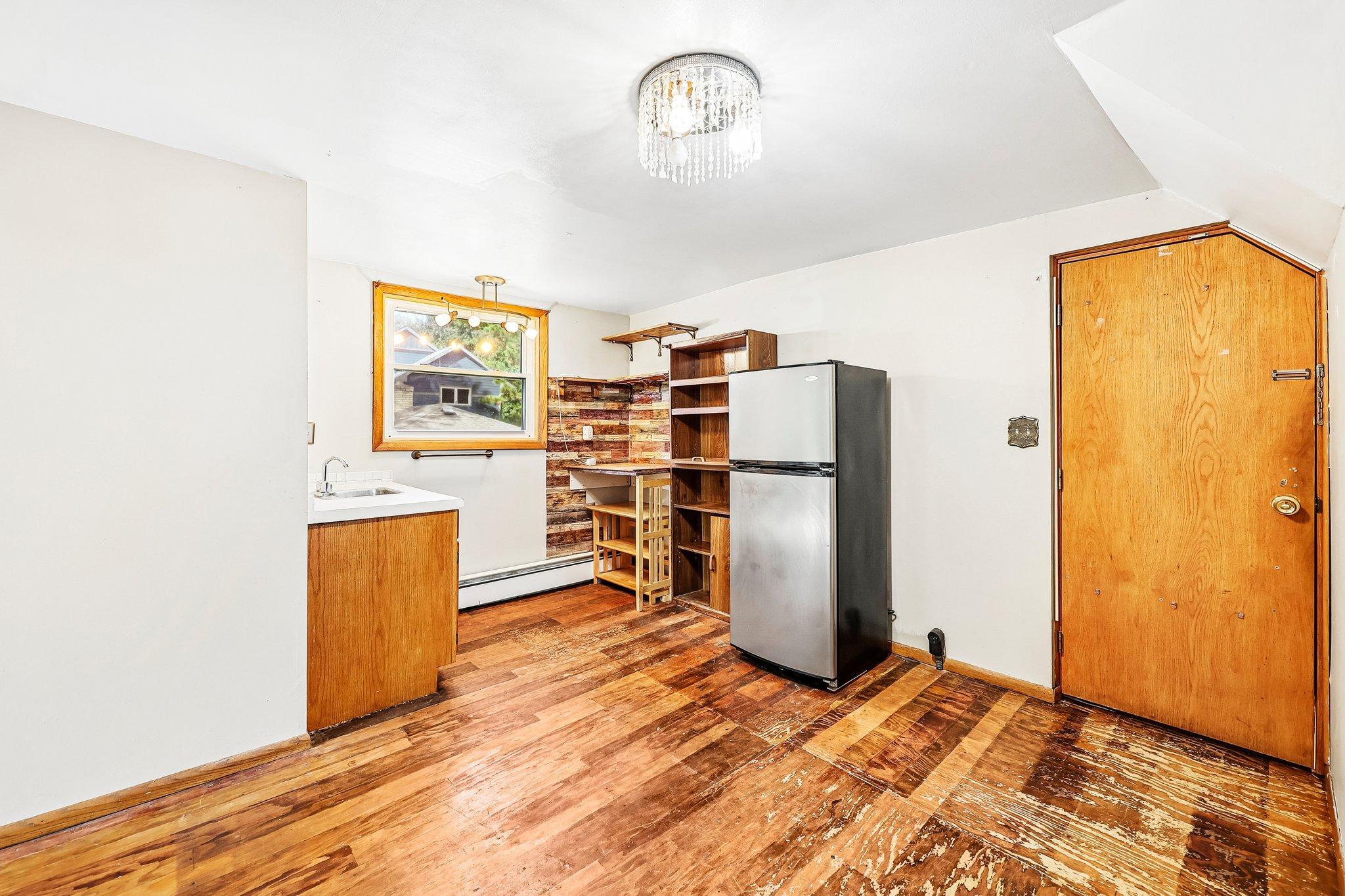 View of Residential Income at 2347 Western Avenue, Roseville MN 55113, Roseville (16 of 28) - Mike Wilen | Minnesota Team Real Estate