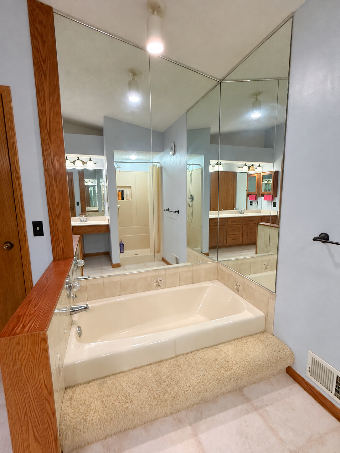 View of Residential at 1814 Walnut Lane, Eagan MN 55122, Eagan (22 of 31) - Mike Wilen | Minnesota Team Real Estate