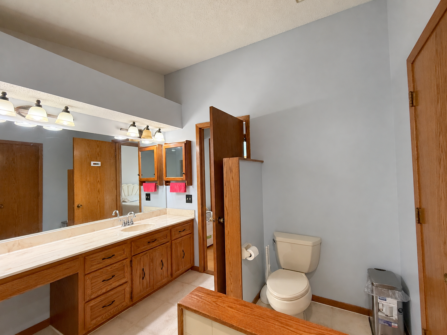 View of Residential at 1814 Walnut Lane, Eagan MN 55122, Eagan (21 of 31) - Mike Wilen | Minnesota Team Real Estate