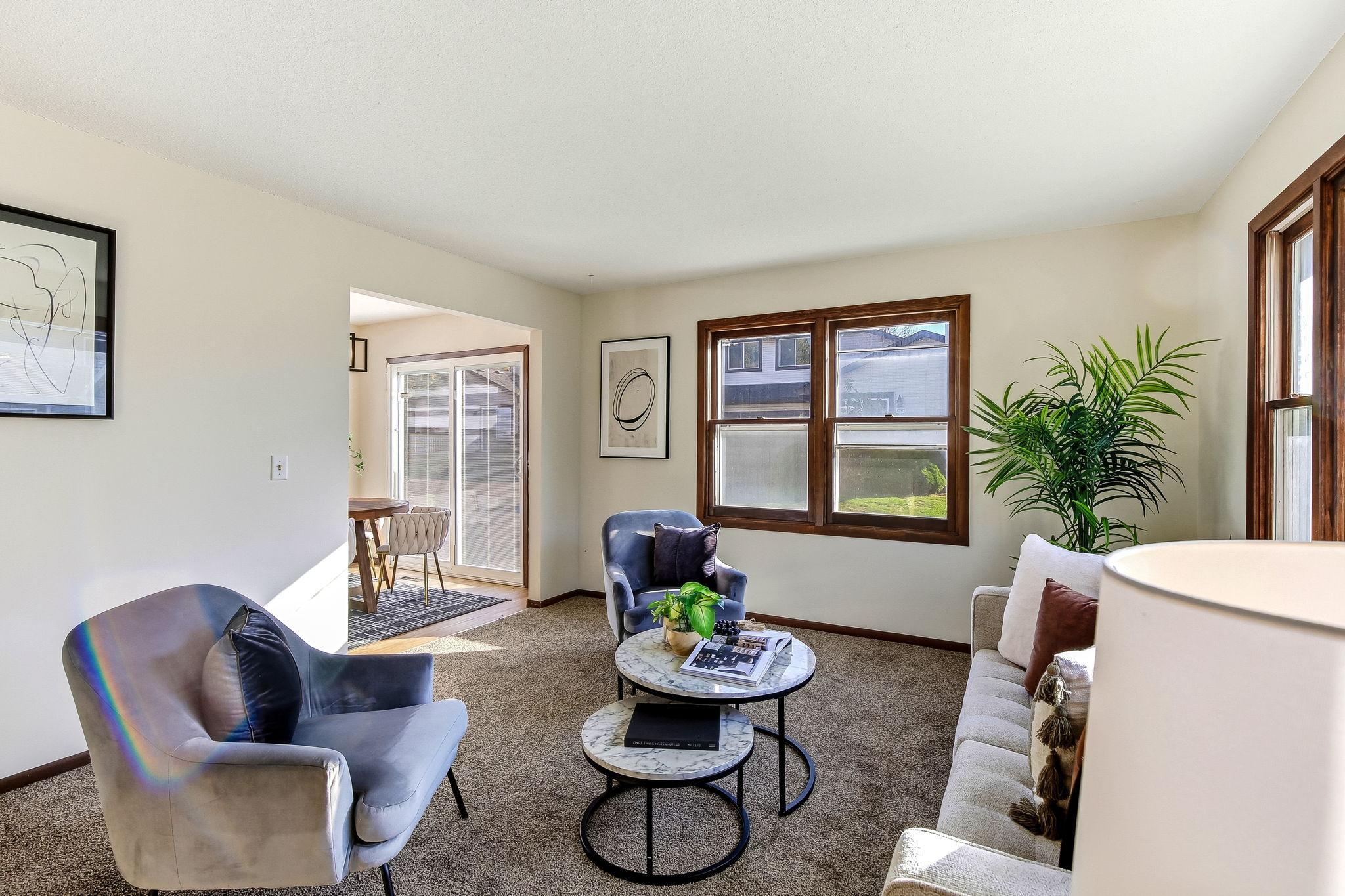 View of Residential at 6750 Gretchen Court, Oakdale MN 55128, Oakdale (5 of 28) - Mike Wilen | Minnesota Team Real Estate
