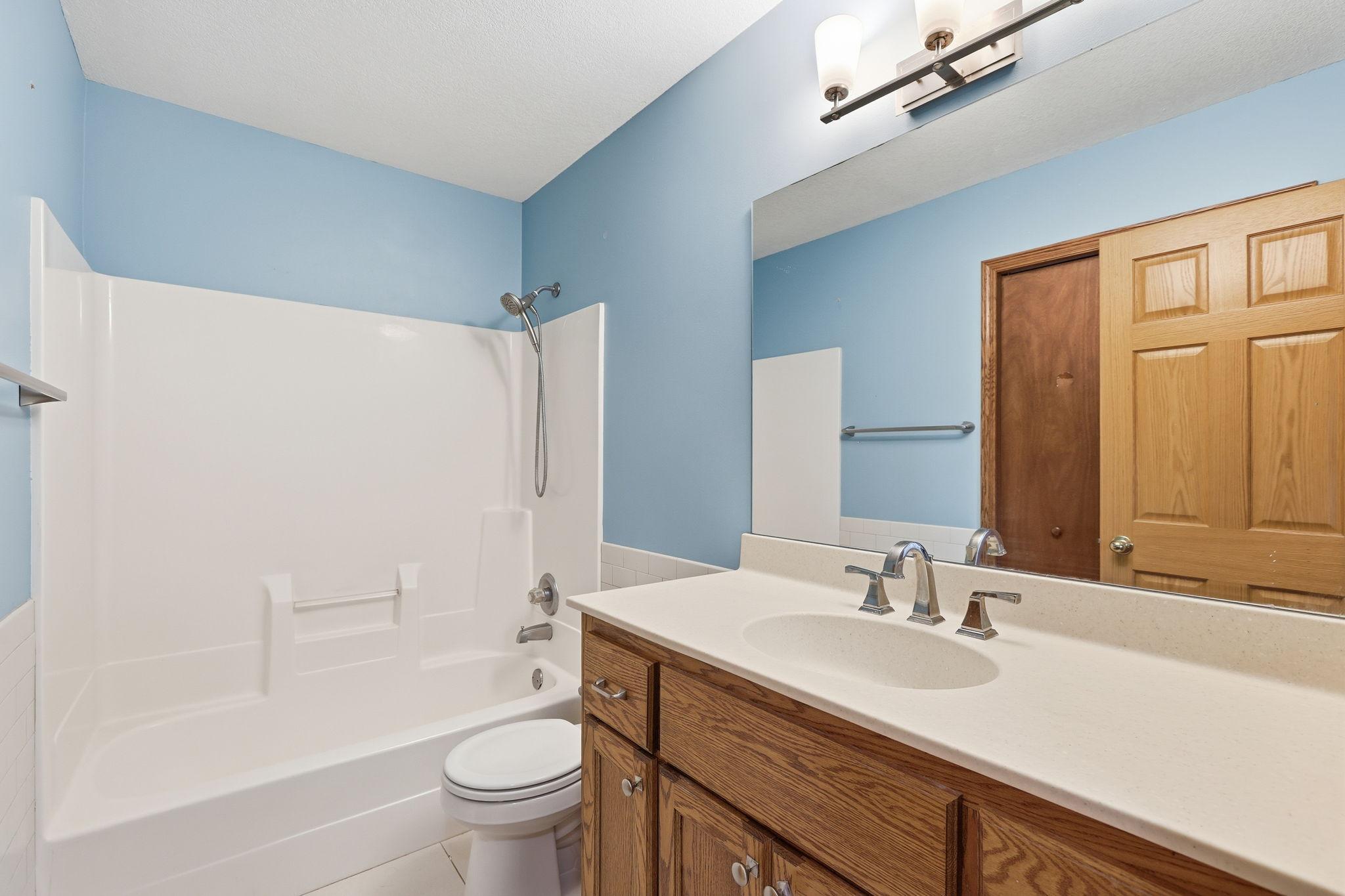 View of Residential at 9915 Chestnut Avenue, Brooklyn Park MN 55443, Brooklyn Park (32 of 64) - Mike Wilen | Minnesota Team Real Estate
