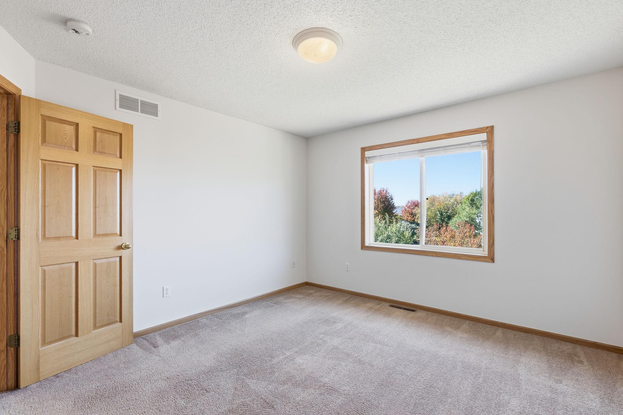 View of Residential at 9915 Chestnut Avenue, Brooklyn Park MN 55443, Brooklyn Park (39 of 64) - Mike Wilen | Minnesota Team Real Estate