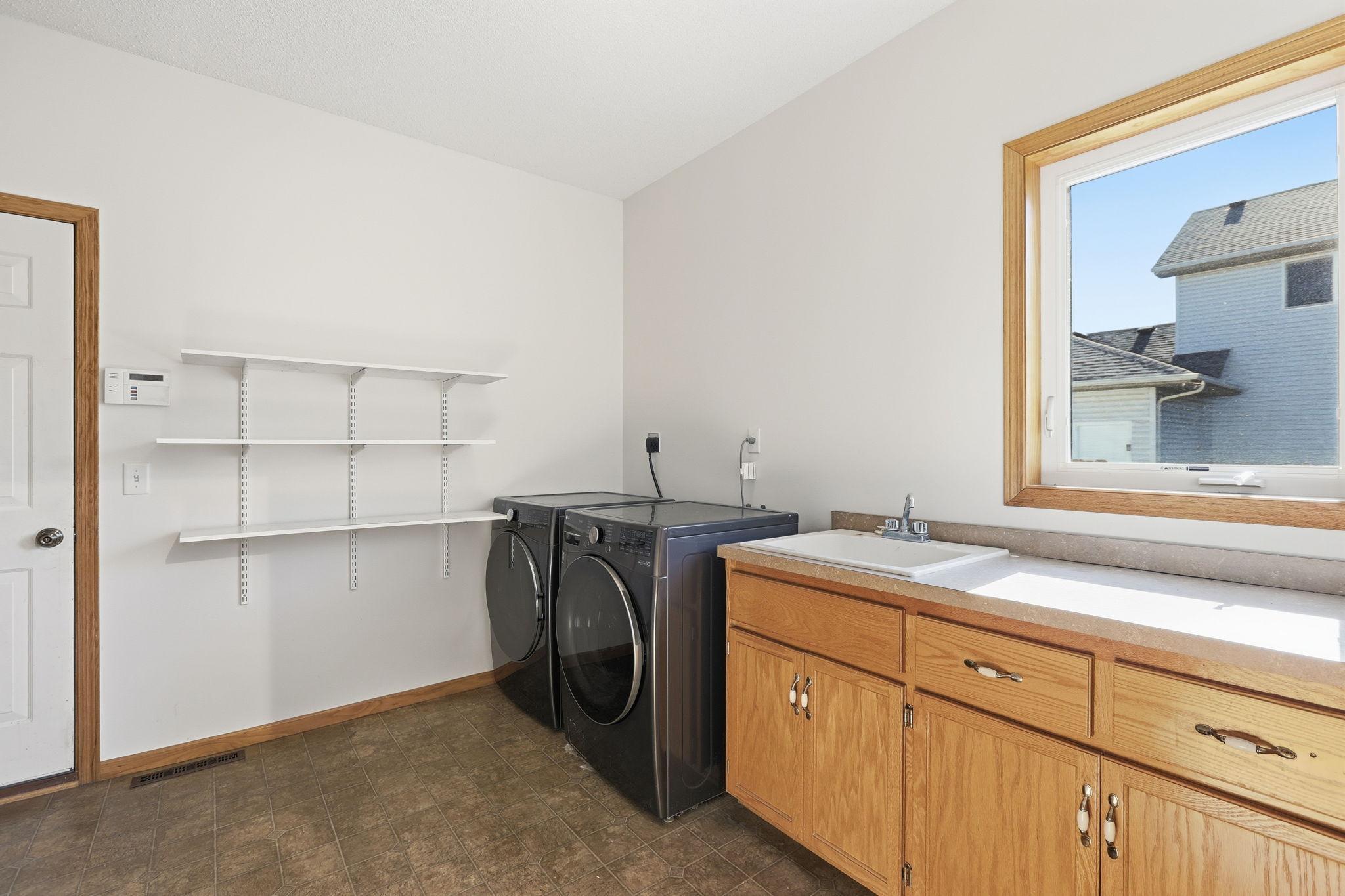 View of Residential at 9915 Chestnut Avenue, Brooklyn Park MN 55443, Brooklyn Park (21 of 64) - Mike Wilen | Minnesota Team Real Estate