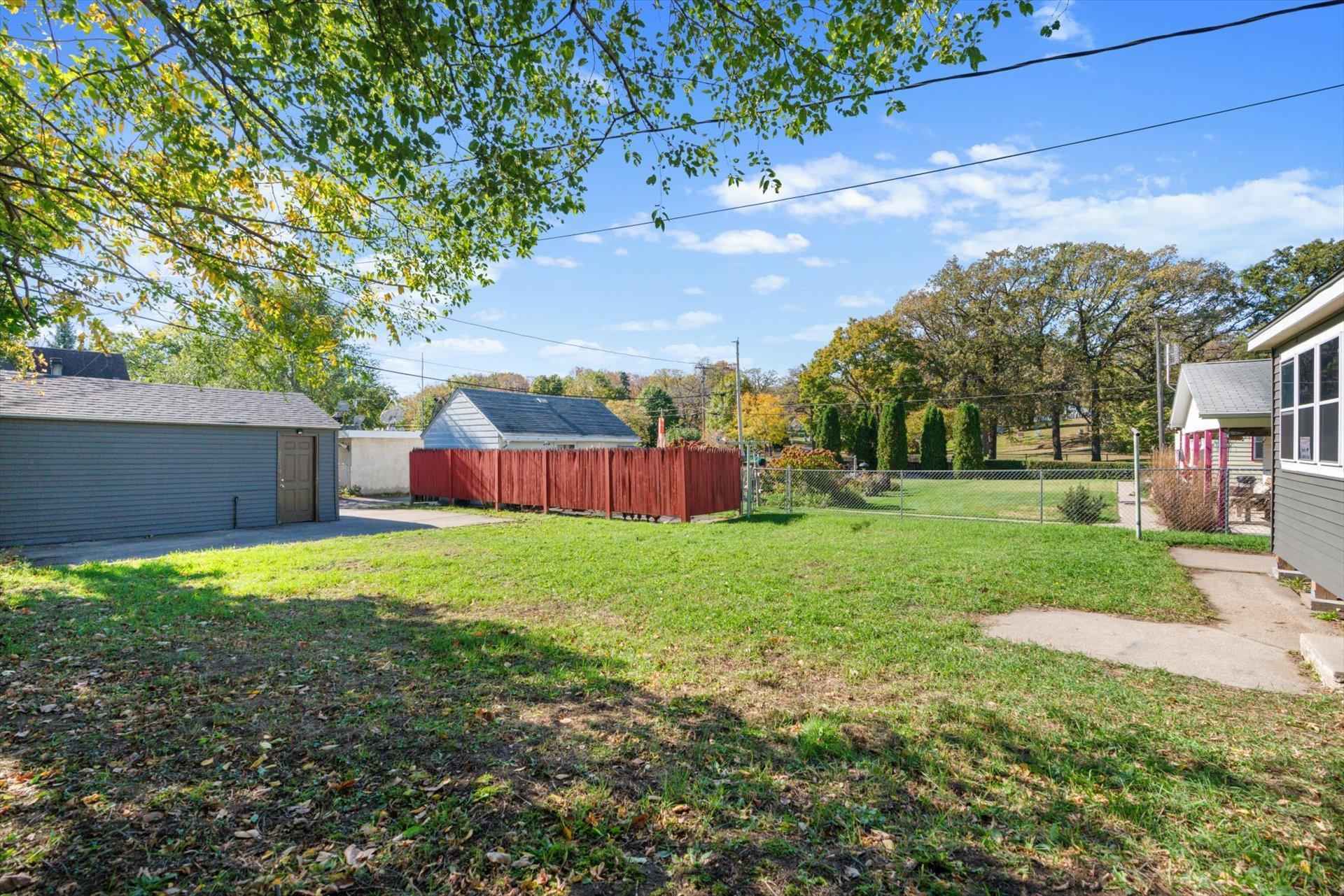 View of Residential at 112 Lawson Avenue, Saint Paul MN 55117, Saint Paul (33 of 41) - Mike Wilen | Minnesota Team Real Estate