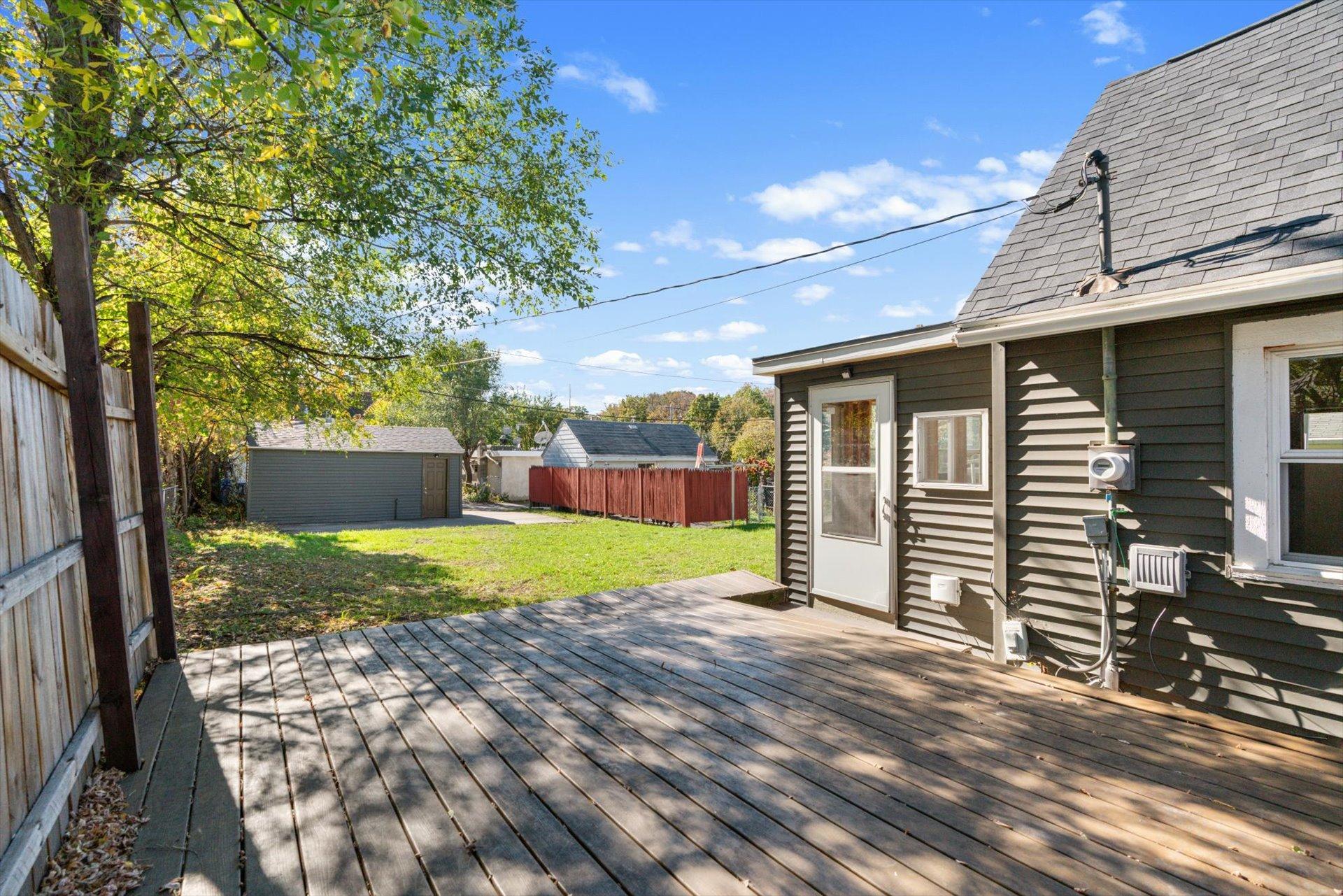 View of Residential at 112 Lawson Avenue, Saint Paul MN 55117, Saint Paul (30 of 41) - Mike Wilen | Minnesota Team Real Estate