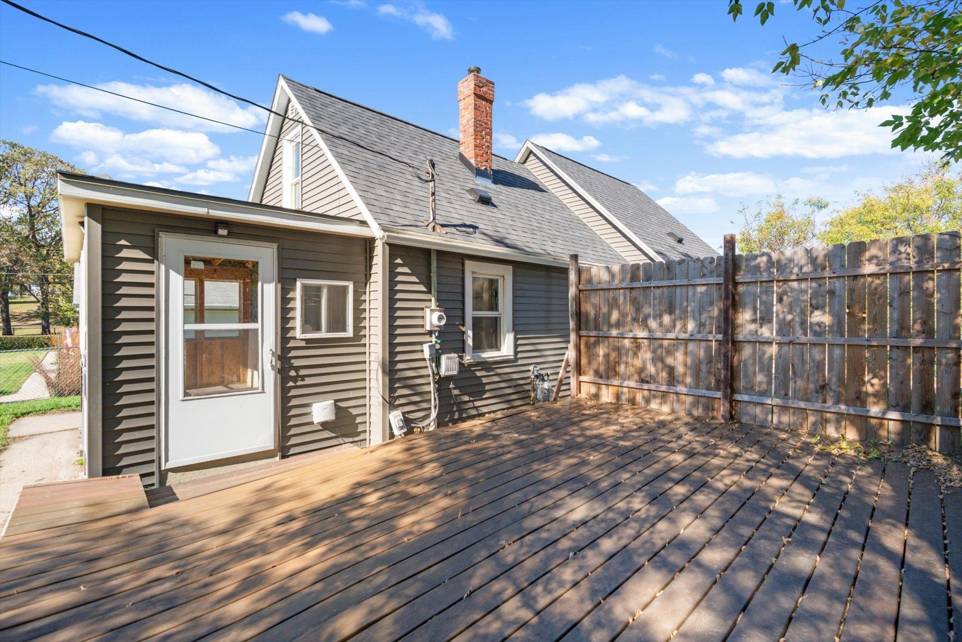 View of Residential at 112 Lawson Avenue, Saint Paul MN 55117, Saint Paul (28 of 41) - Mike Wilen | Minnesota Team Real Estate