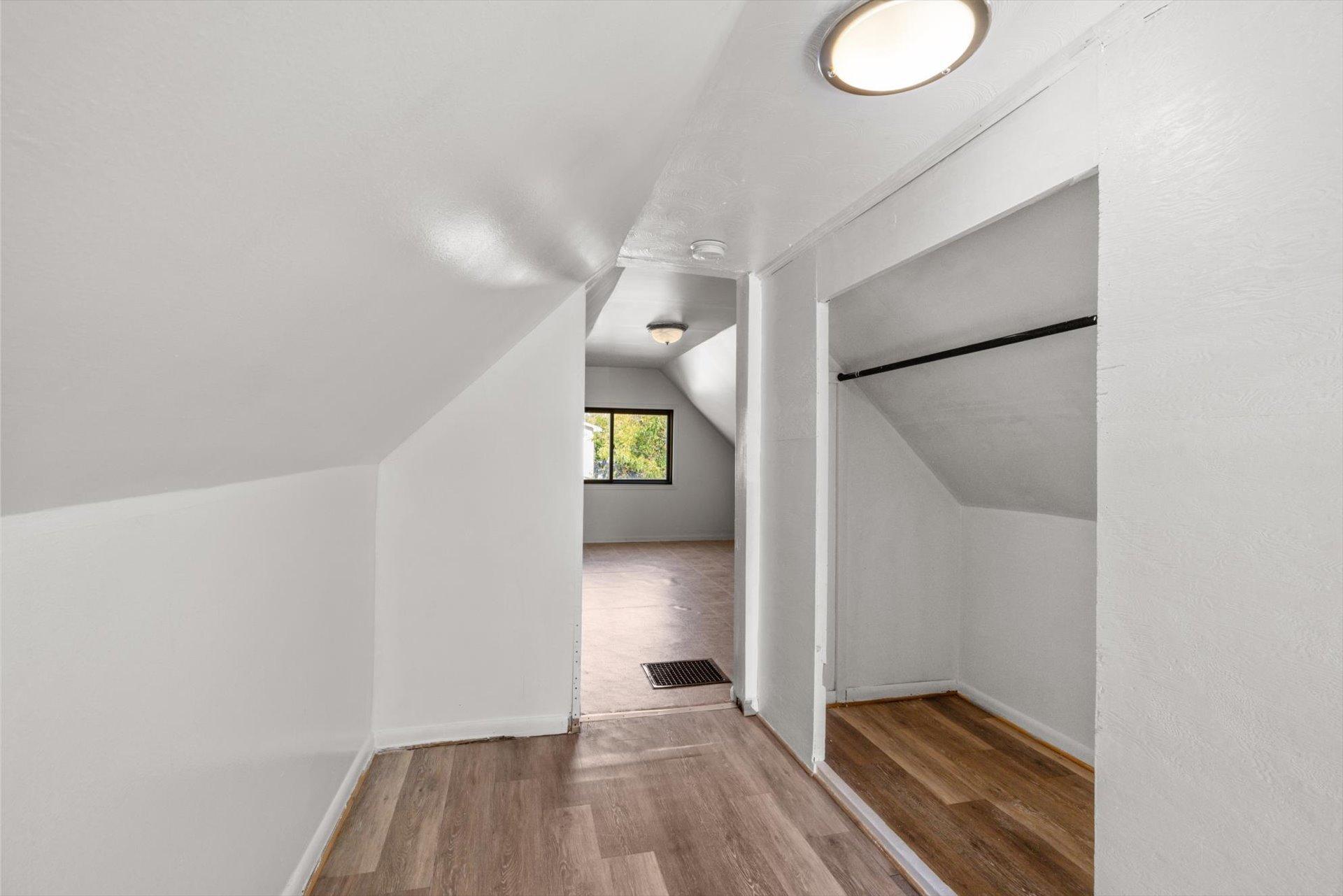 View of Residential at 112 Lawson Avenue, Saint Paul MN 55117, Saint Paul (23 of 41) - Mike Wilen | Minnesota Team Real Estate